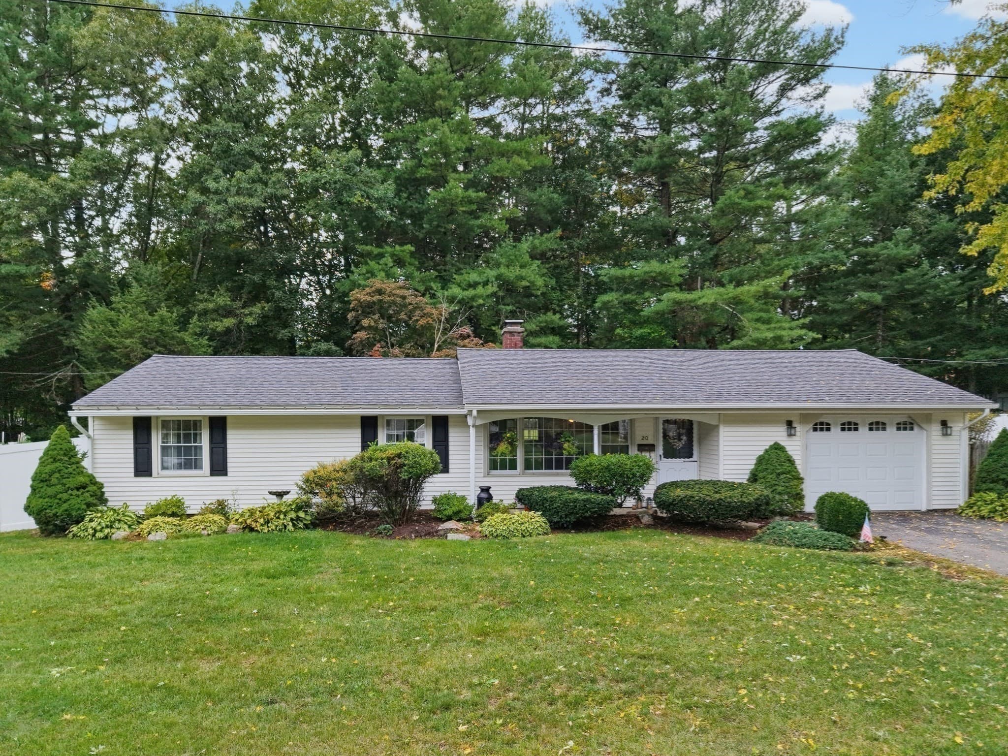 Single Family Residence at 20 Corrine Dr, Framingham MA 01701, Framingham, photo 2 of 35