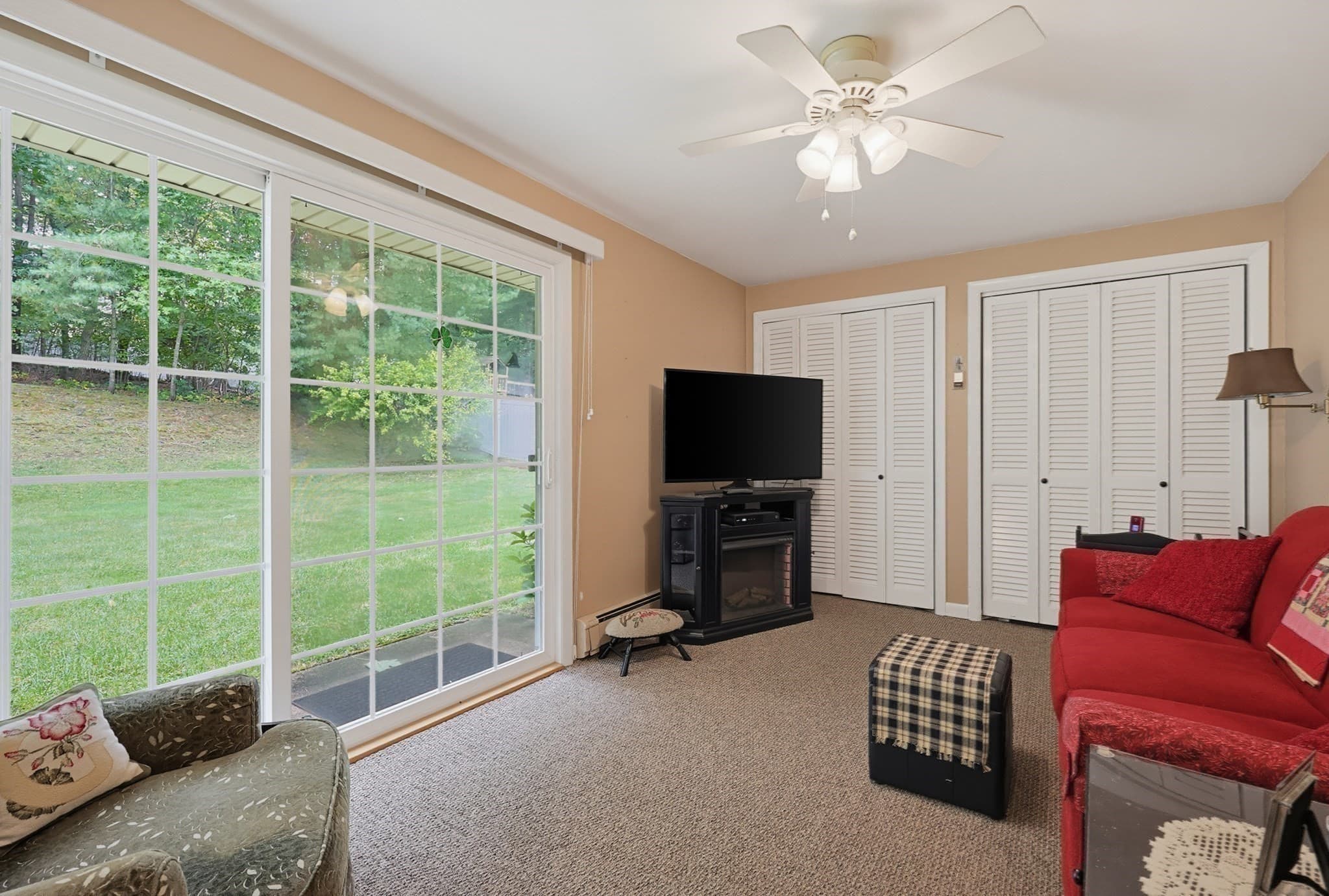 Single Family Residence at 20 Corrine Dr, Framingham MA 01701, Framingham, photo 16 of 35