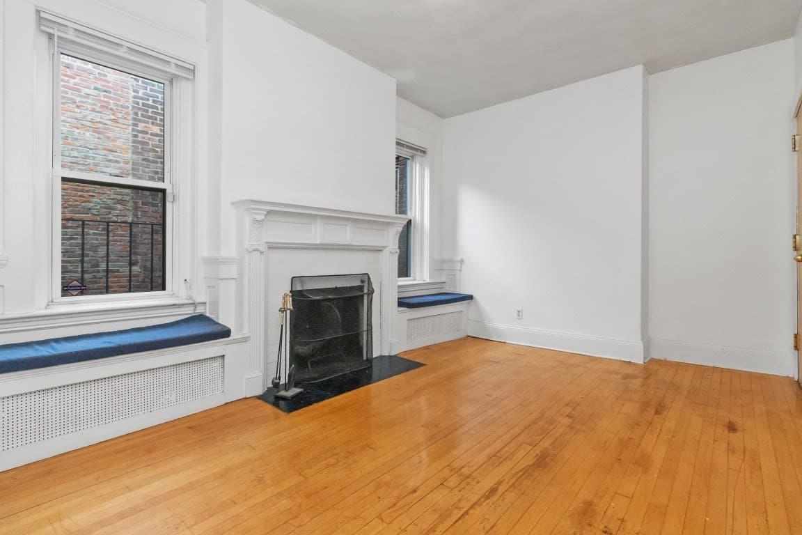 Condominium at 1267 Commonwealth Ave # 7, Boston MA 02134, Boston, photo 7 of 19