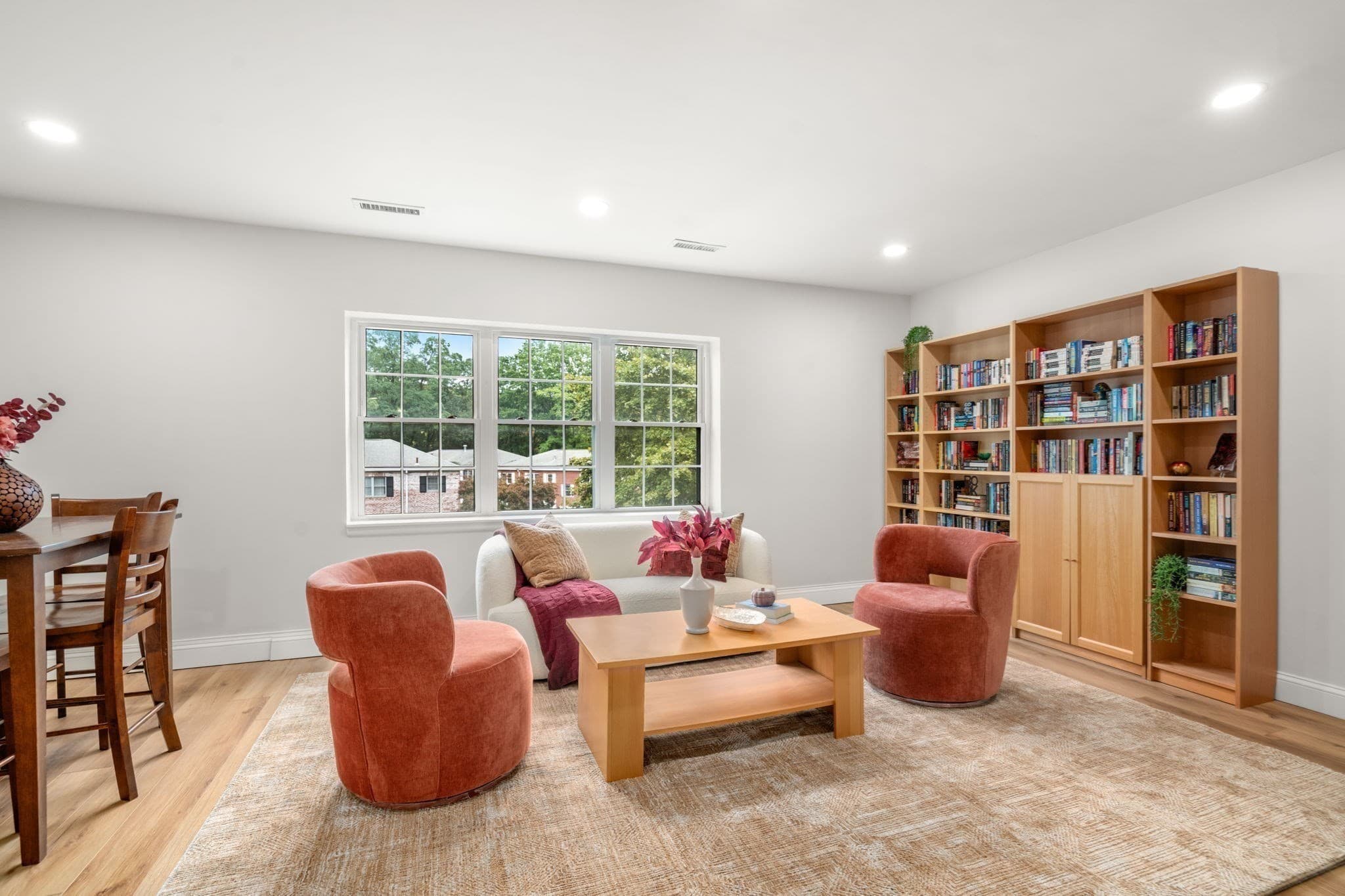 Condominium at 116 Lake Shore # 3, Boston MA 02135, Boston, photo 6 of 25