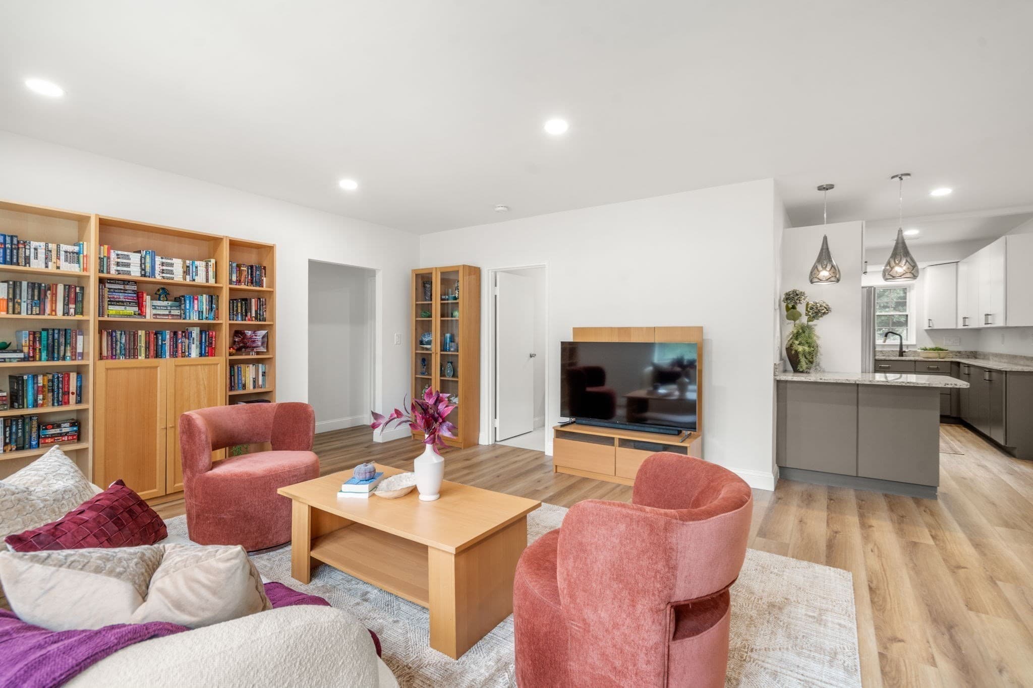 Condominium at 116 Lake Shore # 3, Boston MA 02135, Boston, photo 9 of 25