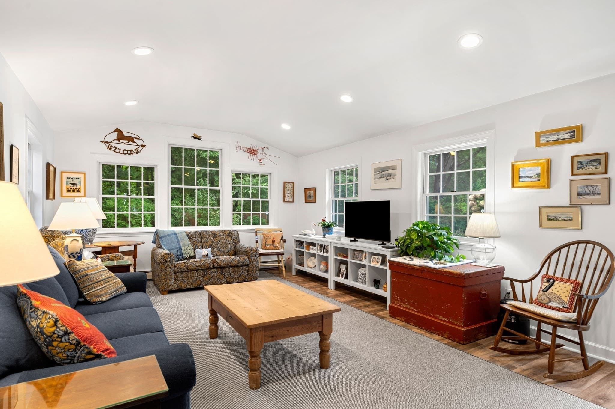 14 Ortins Rd, Hamilton MA 01982