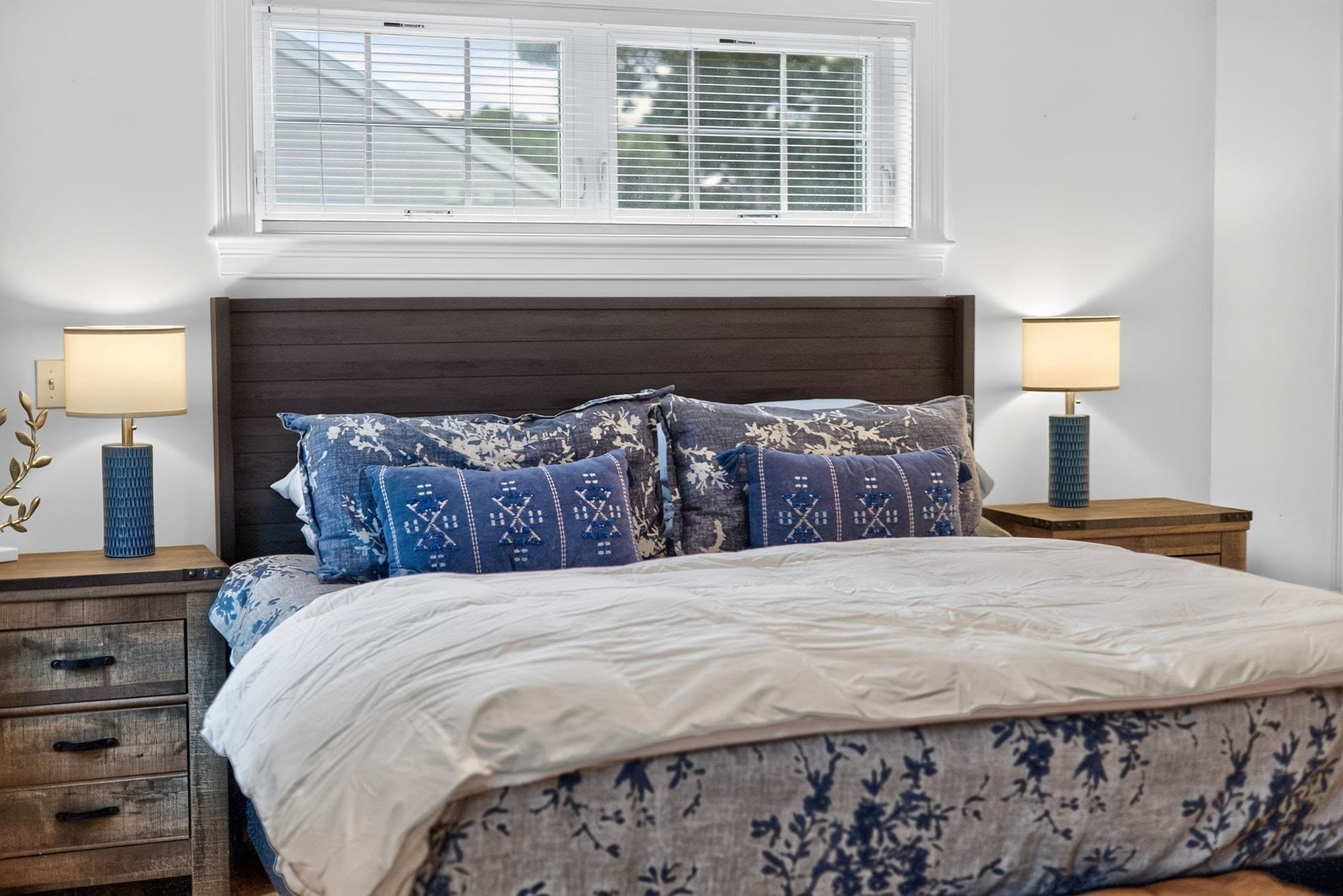 Single Family Residence at 140 Broken Bow Ln, Falmouth MA 02536, Falmouth, photo 18 of 38