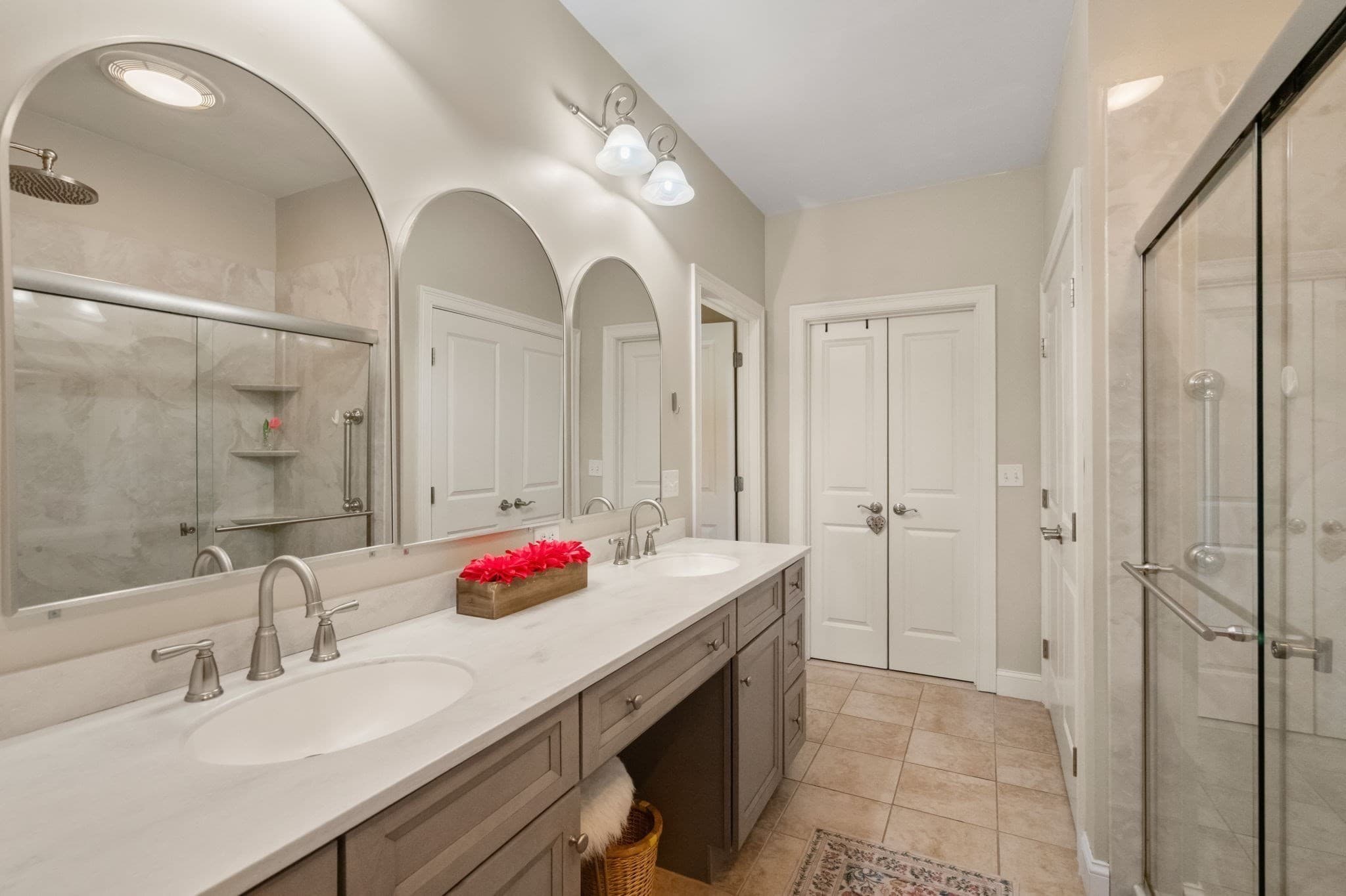 Condominium at 39 Hathaway Pond Cir # 39, Rochester MA 02770, Rochester, photo 22 of 42
