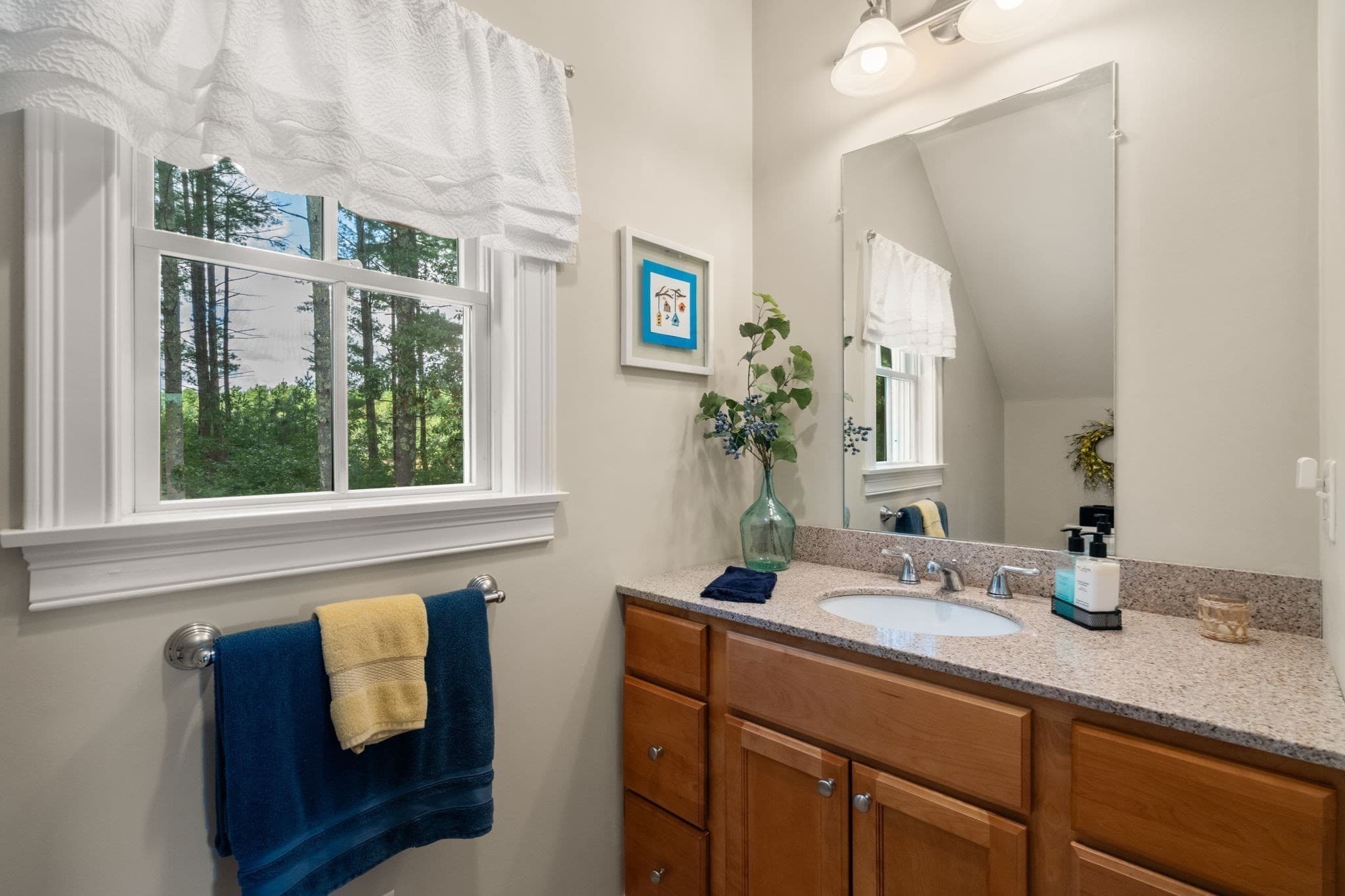 Condominium at 39 Hathaway Pond Cir # 39, Rochester MA 02770, Rochester, photo 28 of 42