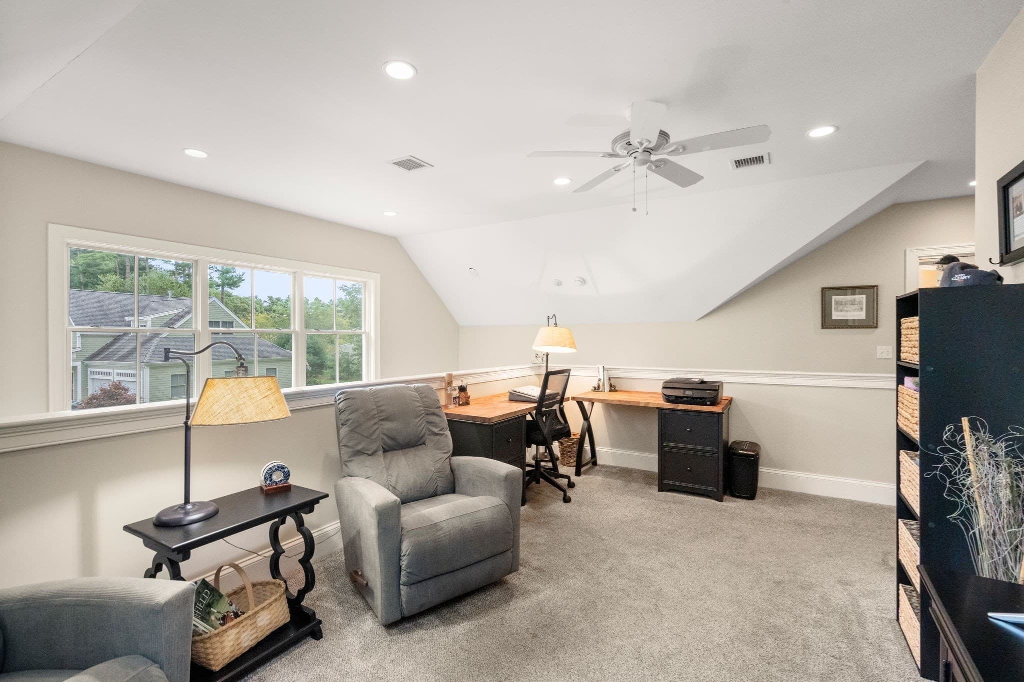 Condominium at 39 Hathaway Pond Cir # 39, Rochester MA 02770, Rochester, photo 24 of 42