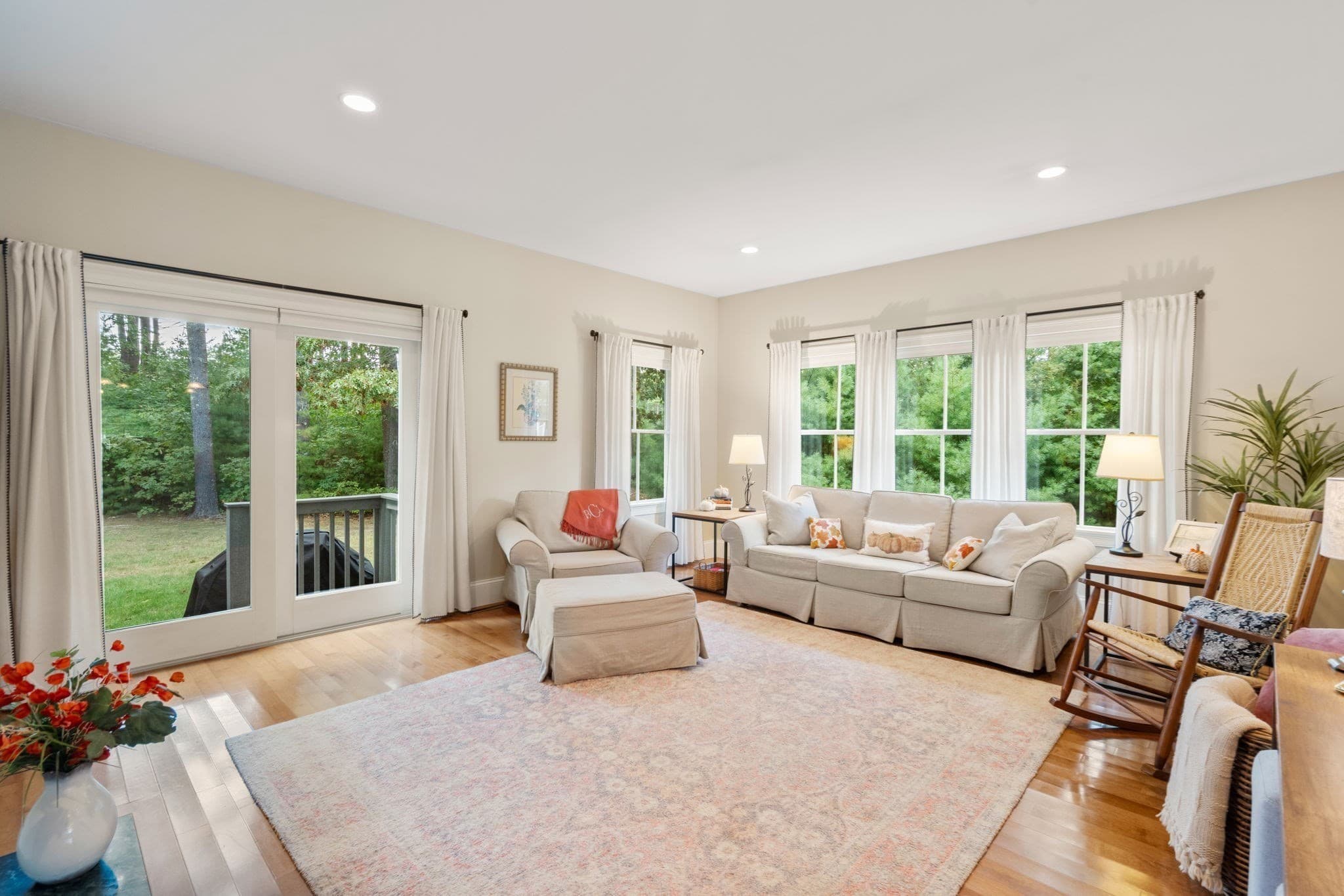 Condominium at 39 Hathaway Pond Cir # 39, Rochester MA 02770, Rochester, photo 10 of 42