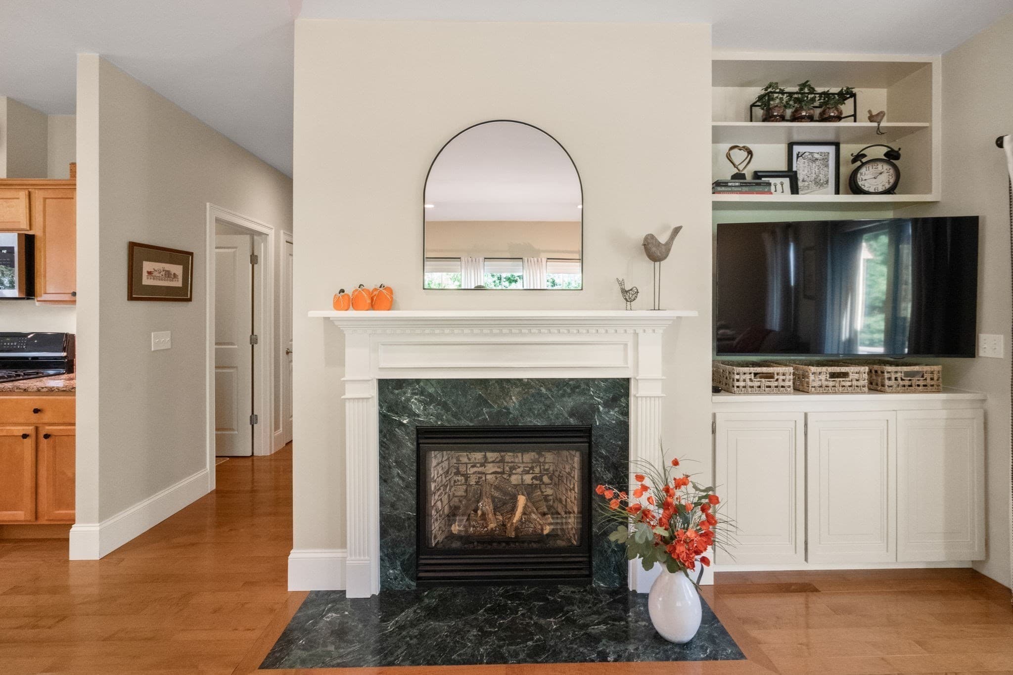 Condominium at 39 Hathaway Pond Cir # 39, Rochester MA 02770, Rochester, photo 14 of 42
