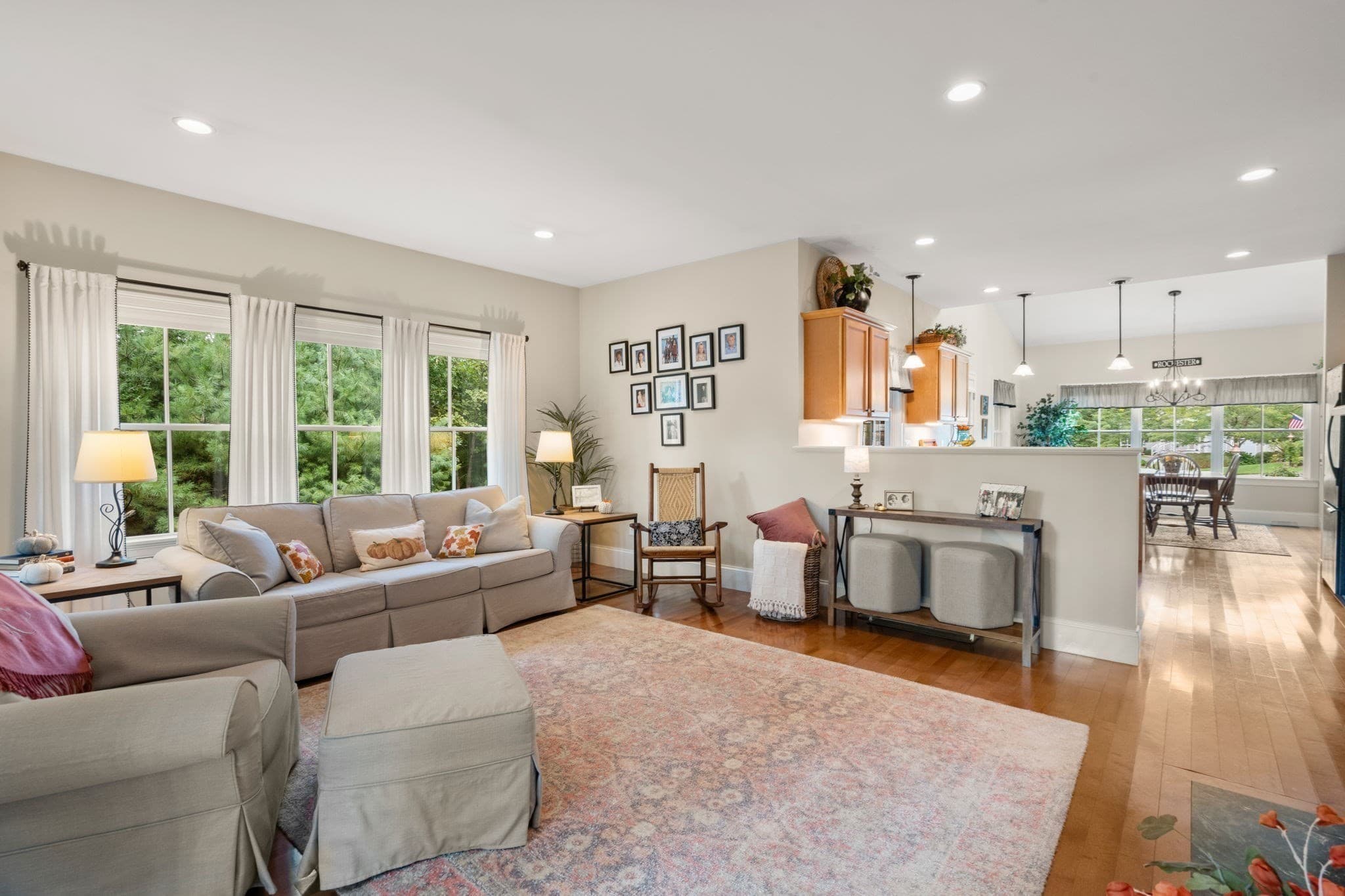 Condominium at 39 Hathaway Pond Cir # 39, Rochester MA 02770, Rochester, photo 11 of 42