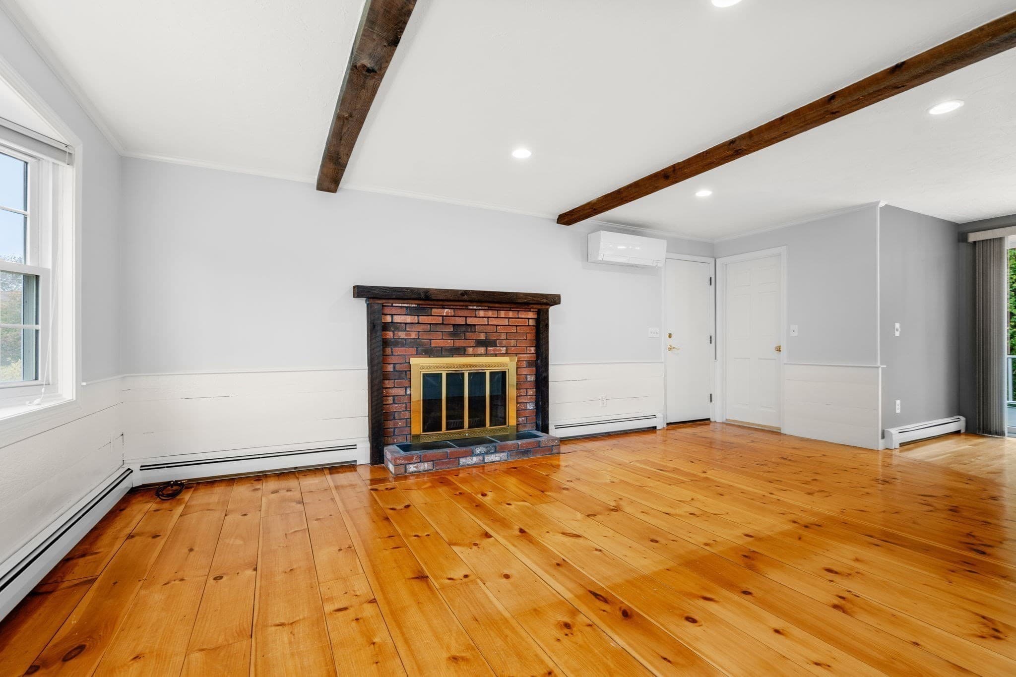 Single Family Residence at 26 Waterview Drive, Medway MA 02053, Medway, photo 13 of 42