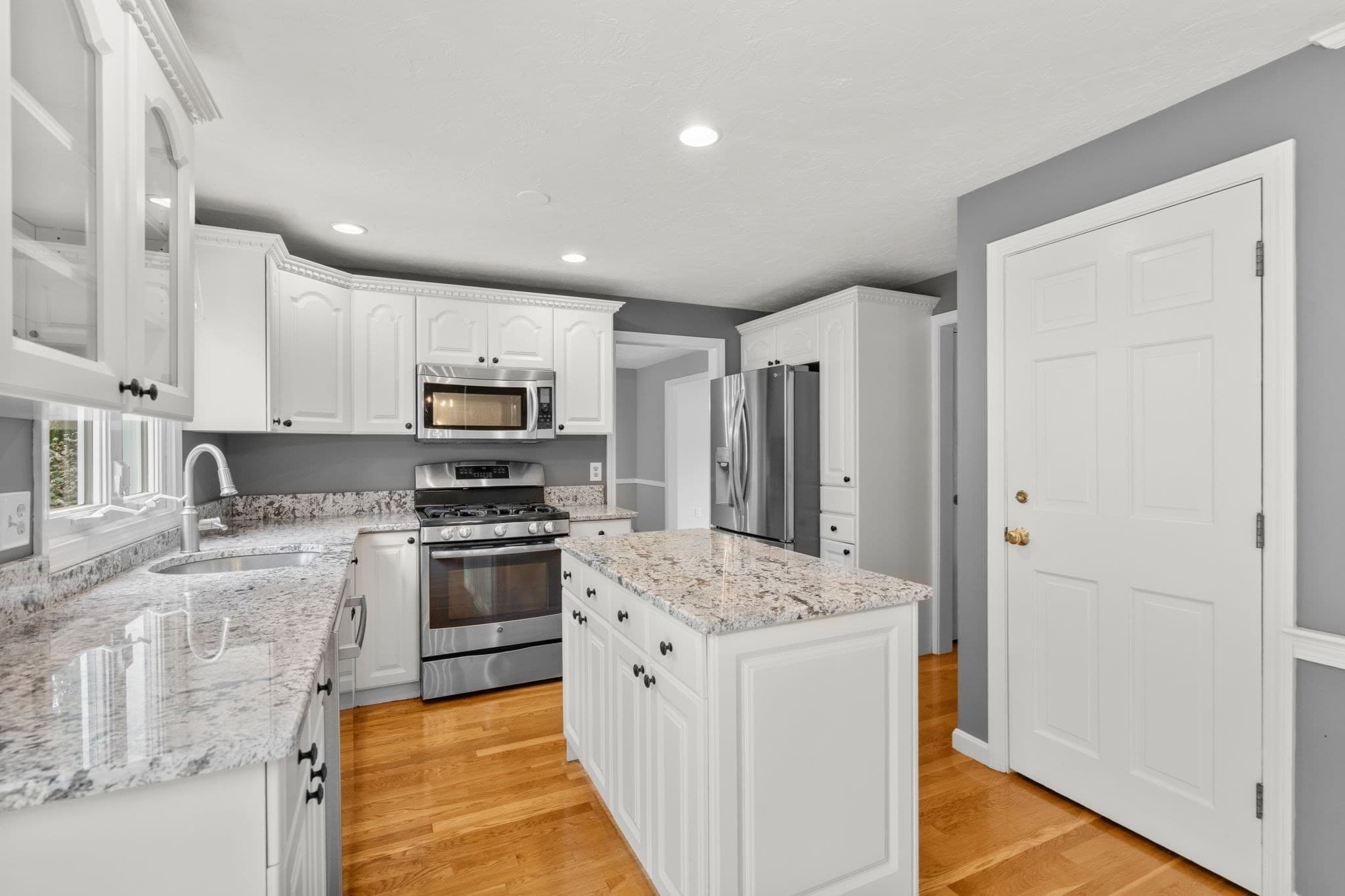 Single Family Residence at 26 Waterview Drive, Medway MA 02053, Medway, photo 18 of 42