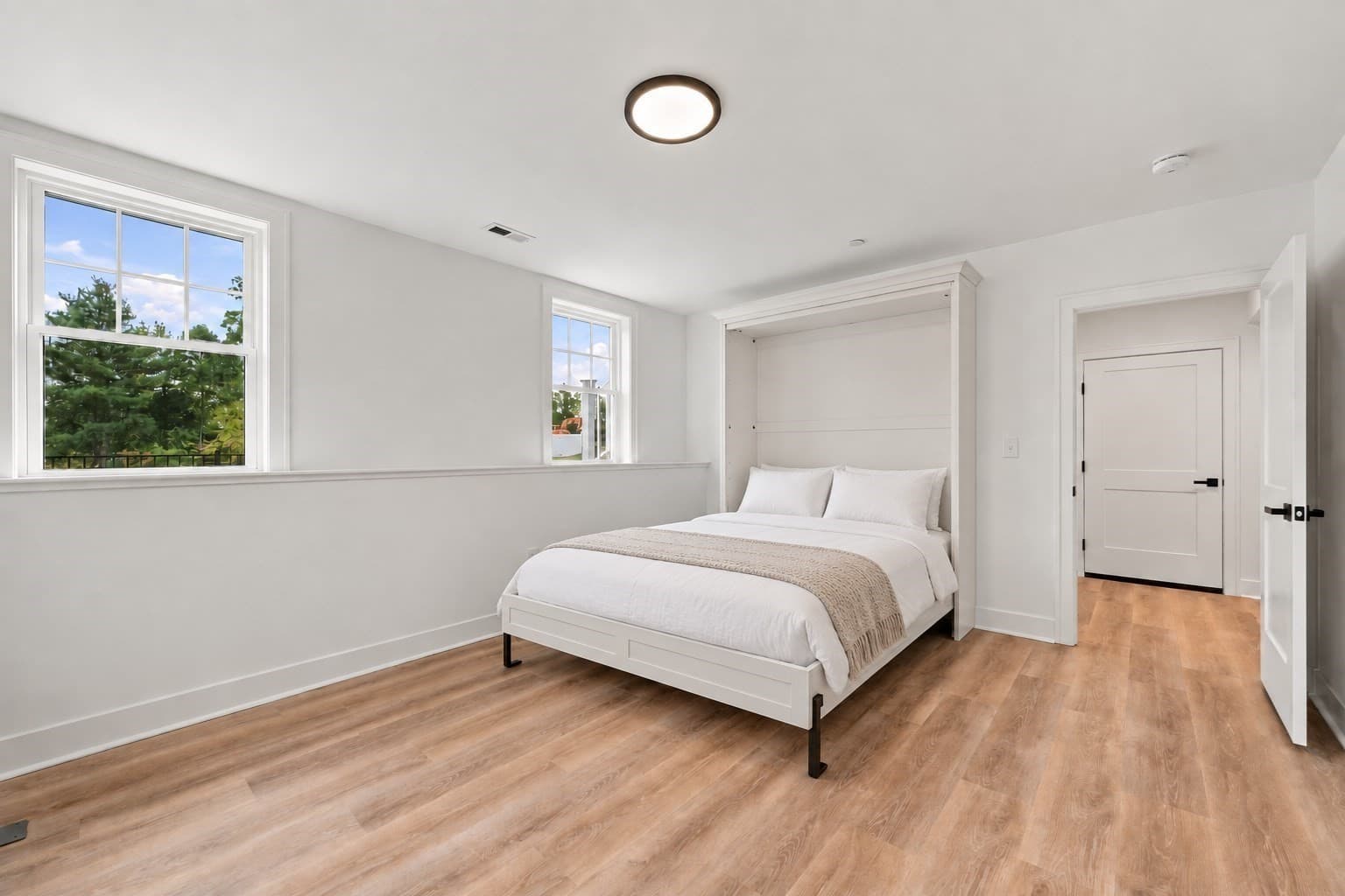 Single Family Residence at 5 Sylvan Hill Crossing, Haverhill MA 01830, Haverhill, photo 32 of 35