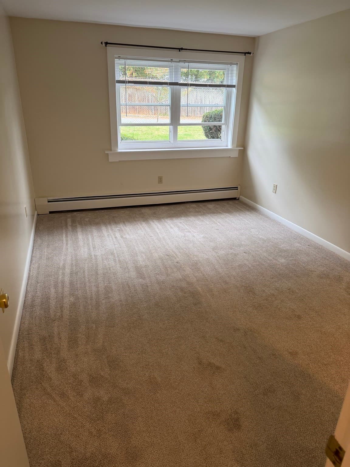 Condominium at 81 High St # 4, Amesbury MA 01913, Amesbury, photo 18 of 24