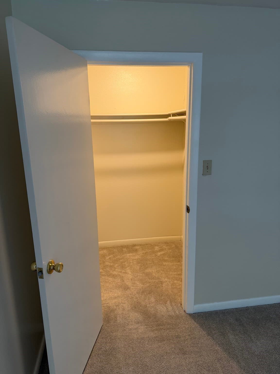 Condominium at 81 High St # 4, Amesbury MA 01913, Amesbury, photo 19 of 24