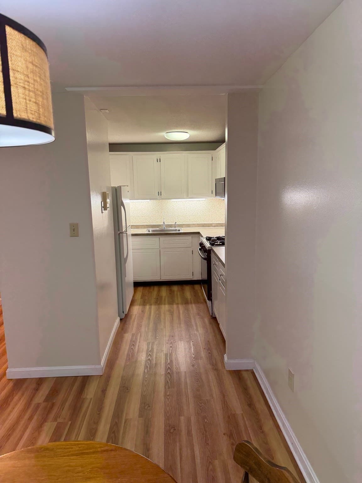 Condominium at 81 High St # 4, Amesbury MA 01913, Amesbury, photo 8 of 24