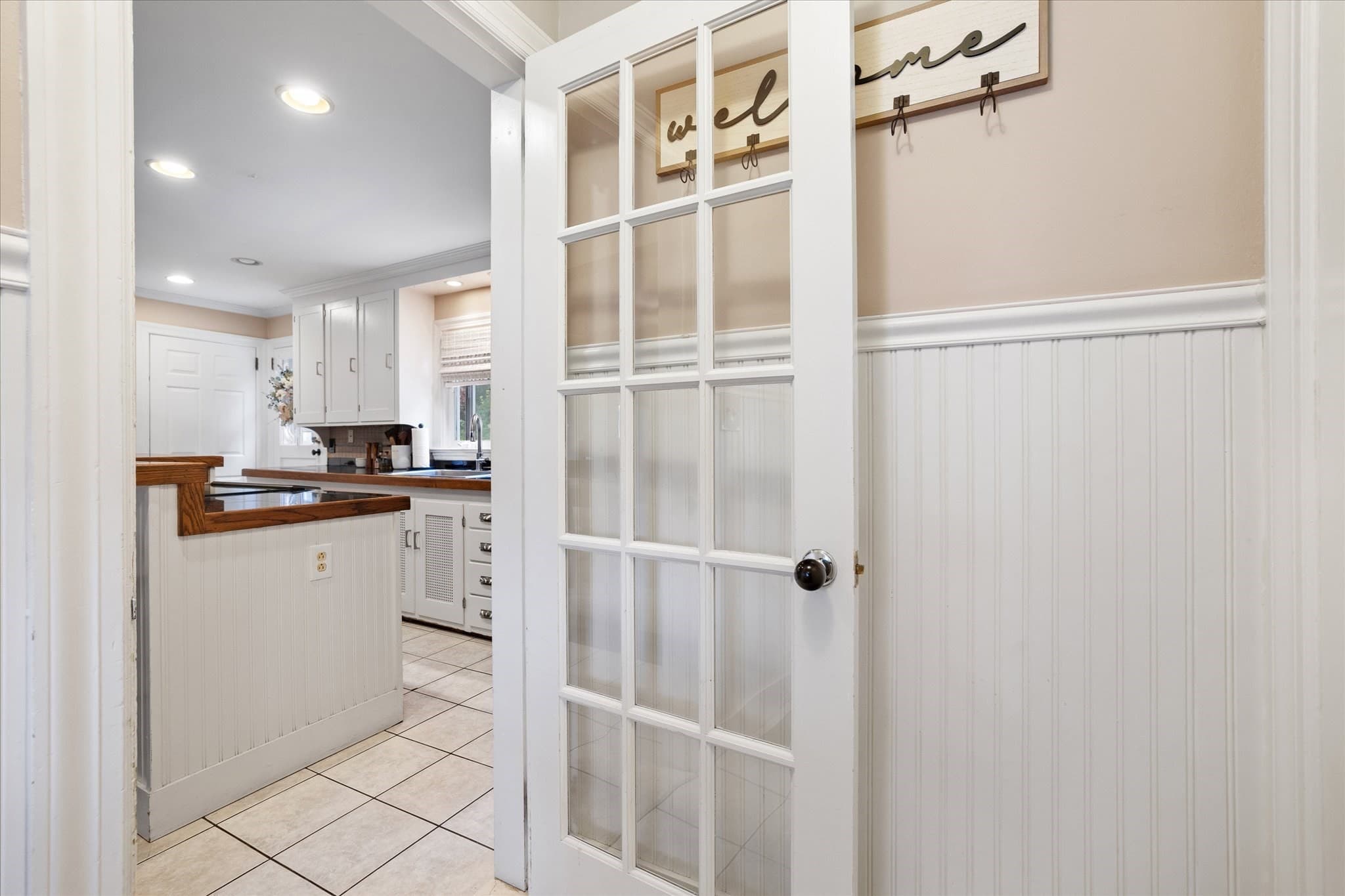 Single Family Residence at 5 Field St, Auburn MA 01501, Auburn, photo 17 of 38