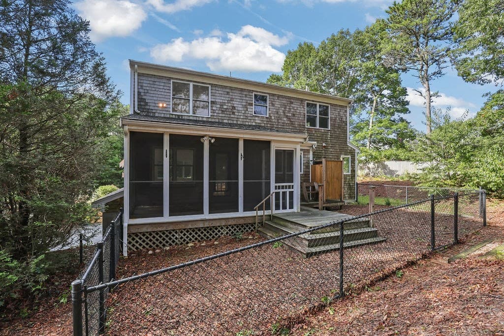 Single Family Residence at 9 Beachwood Dr., Bourne MA 02532, Bourne, photo 6 of 35