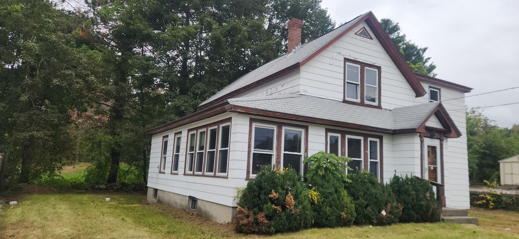 Single Family Residence at 4 Cross St, Grafton MA 01560, Grafton, photo 2 of 18