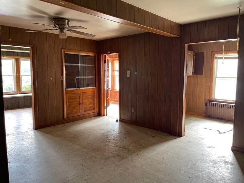 Single Family Residence at 4 Cross St, Grafton MA 01560, Grafton, photo 6 of 18