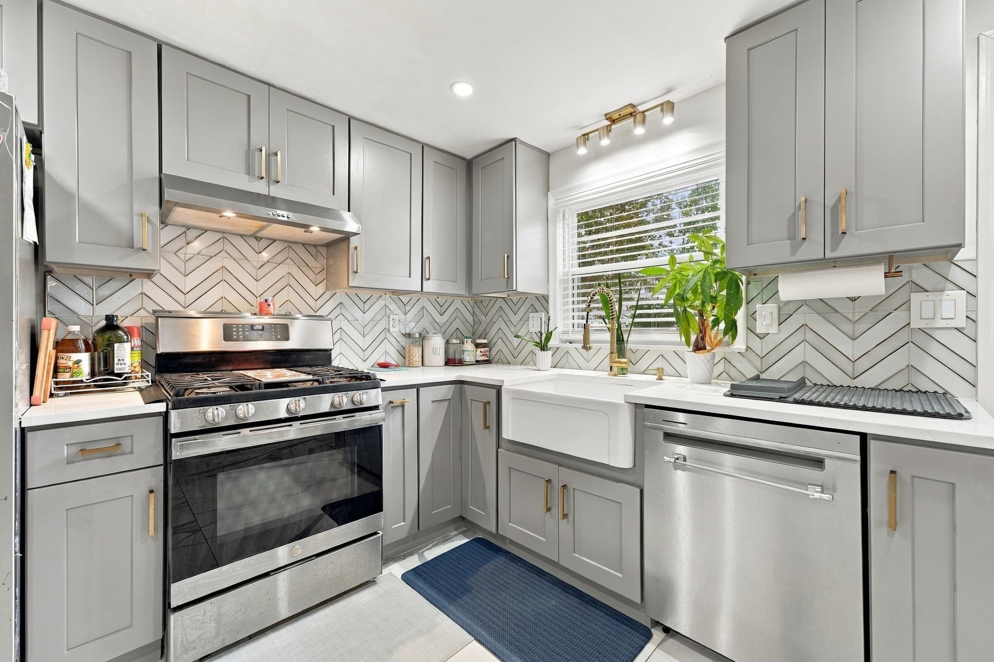 Single Family Residence at 9 Crossman Street, Boston MA 02126, Boston, photo 16 of 34