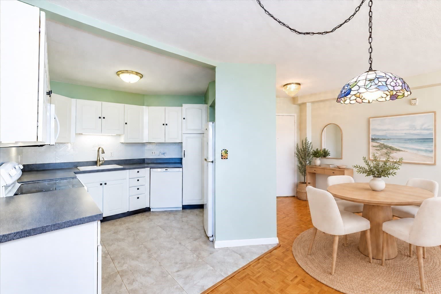 Condominium at 300 Lynn Shore Drive # 811, Lynn MA 01902, photo 7 of 21