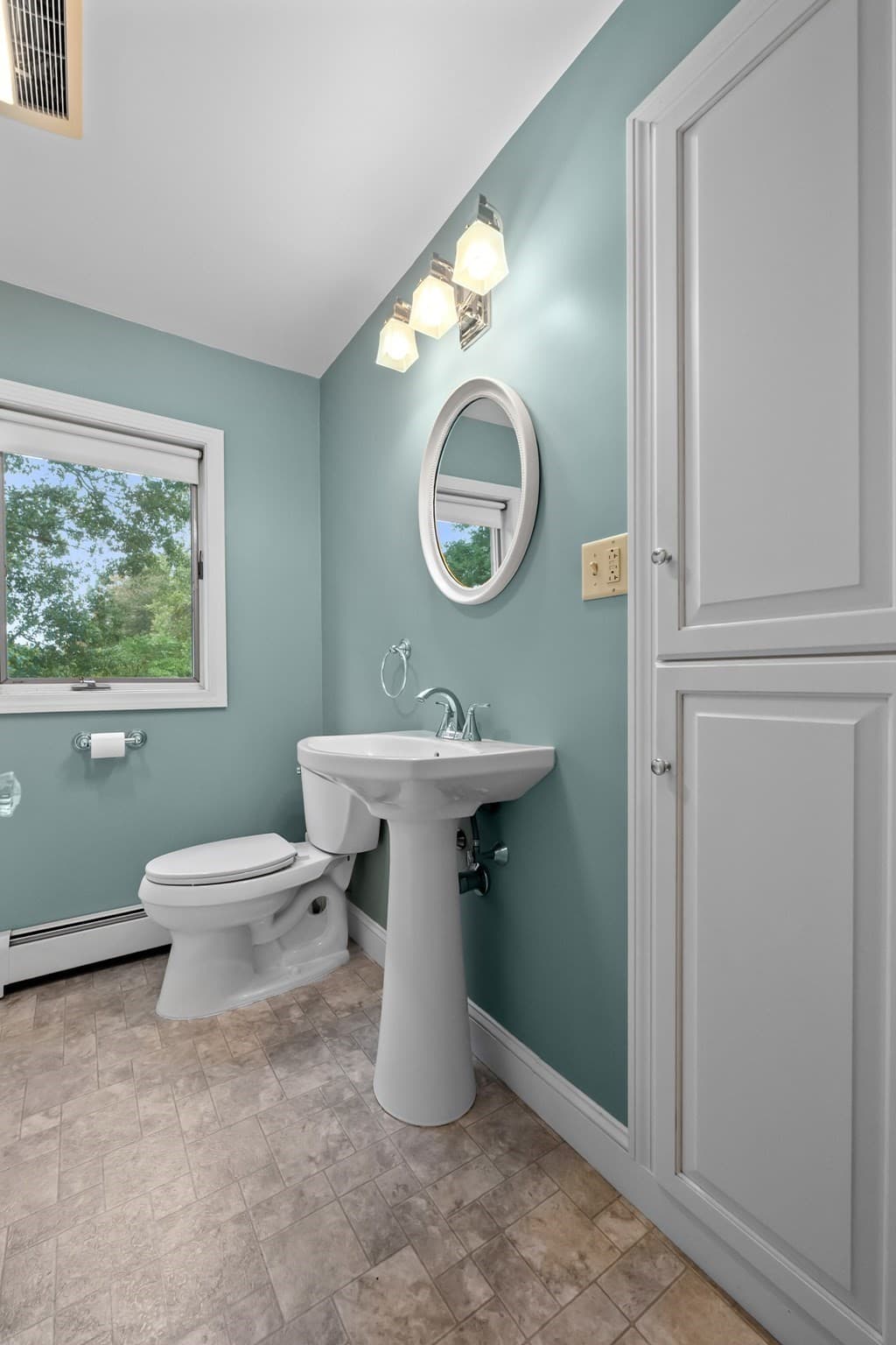 Single Family Residence at 58 Glenwood Street, Holden MA 01520, Holden, photo 23 of 41
