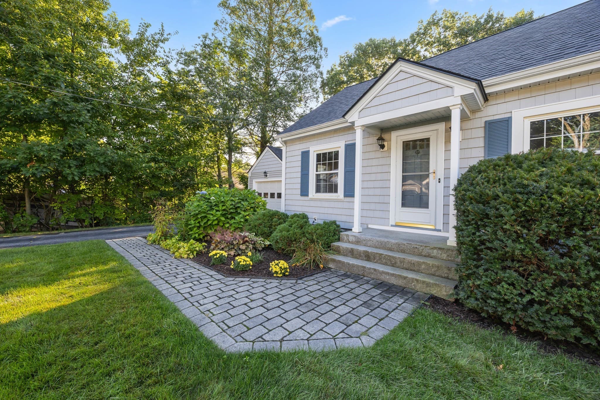 Single Family Residence at 58 Glenwood Street, Holden MA 01520, Holden, photo 2 of 41