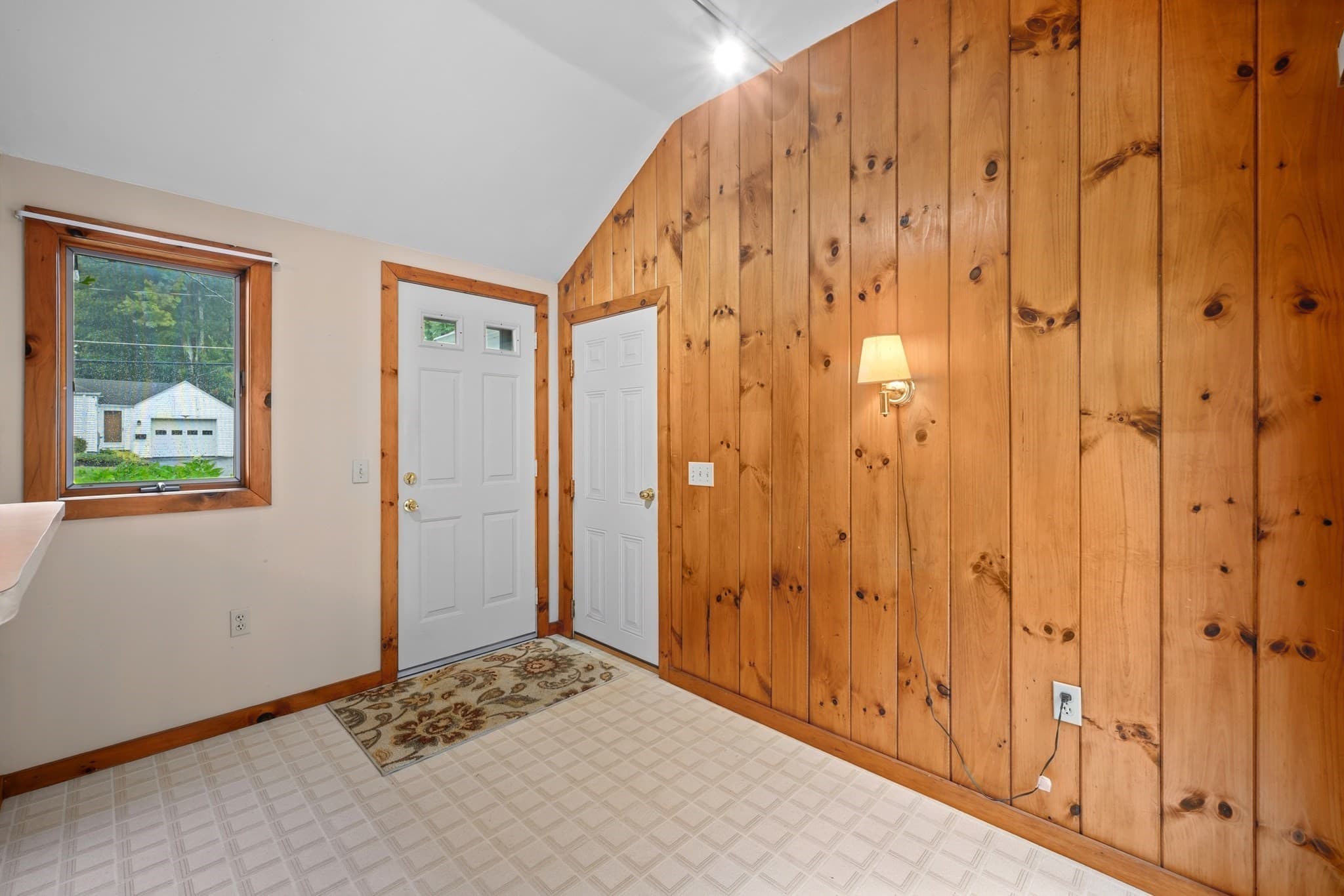 Single Family Residence at 58 Glenwood Street, Holden MA 01520, Holden, photo 12 of 41