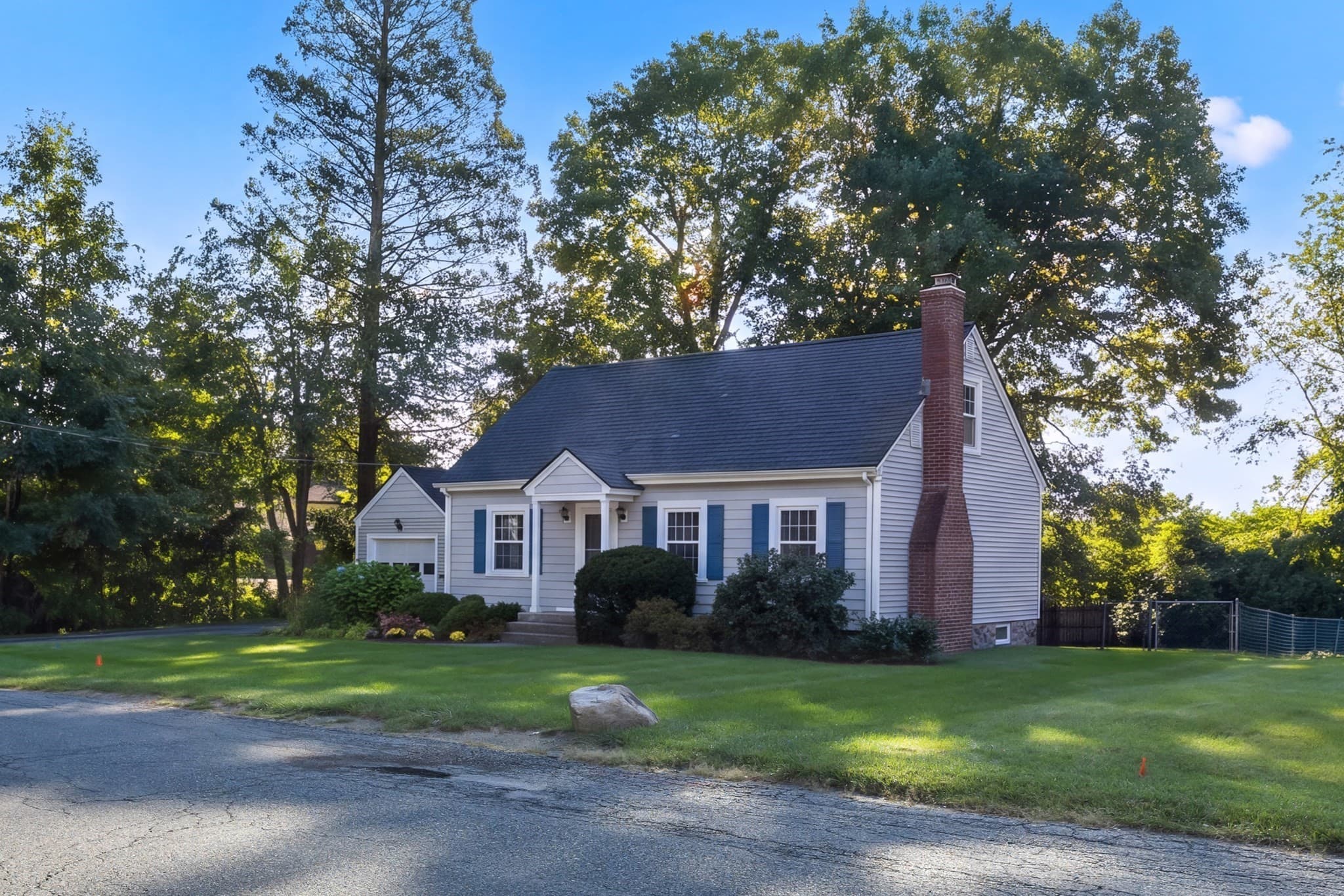 Single Family Residence at 58 Glenwood Street, Holden MA 01520, Holden, photo 4 of 41