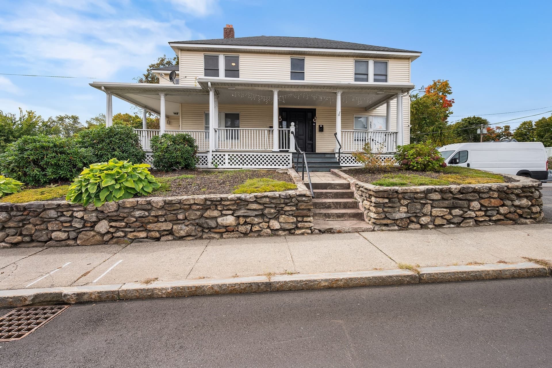 151 Central St, Leominster MA 01453