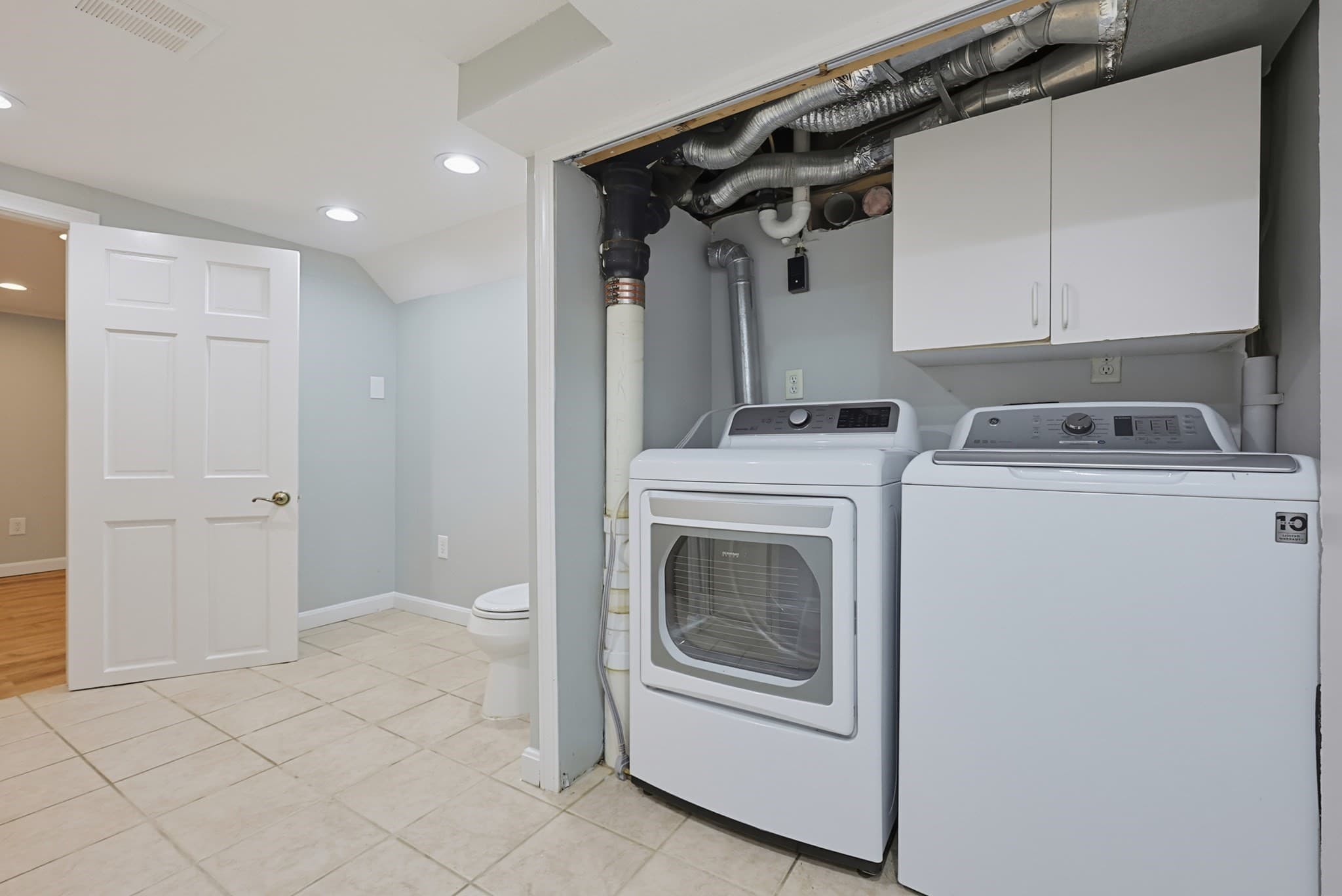 Single Family Residence at 29 Sunnyside Rd, Lynn MA 01905, Lynn, photo 29 of 30