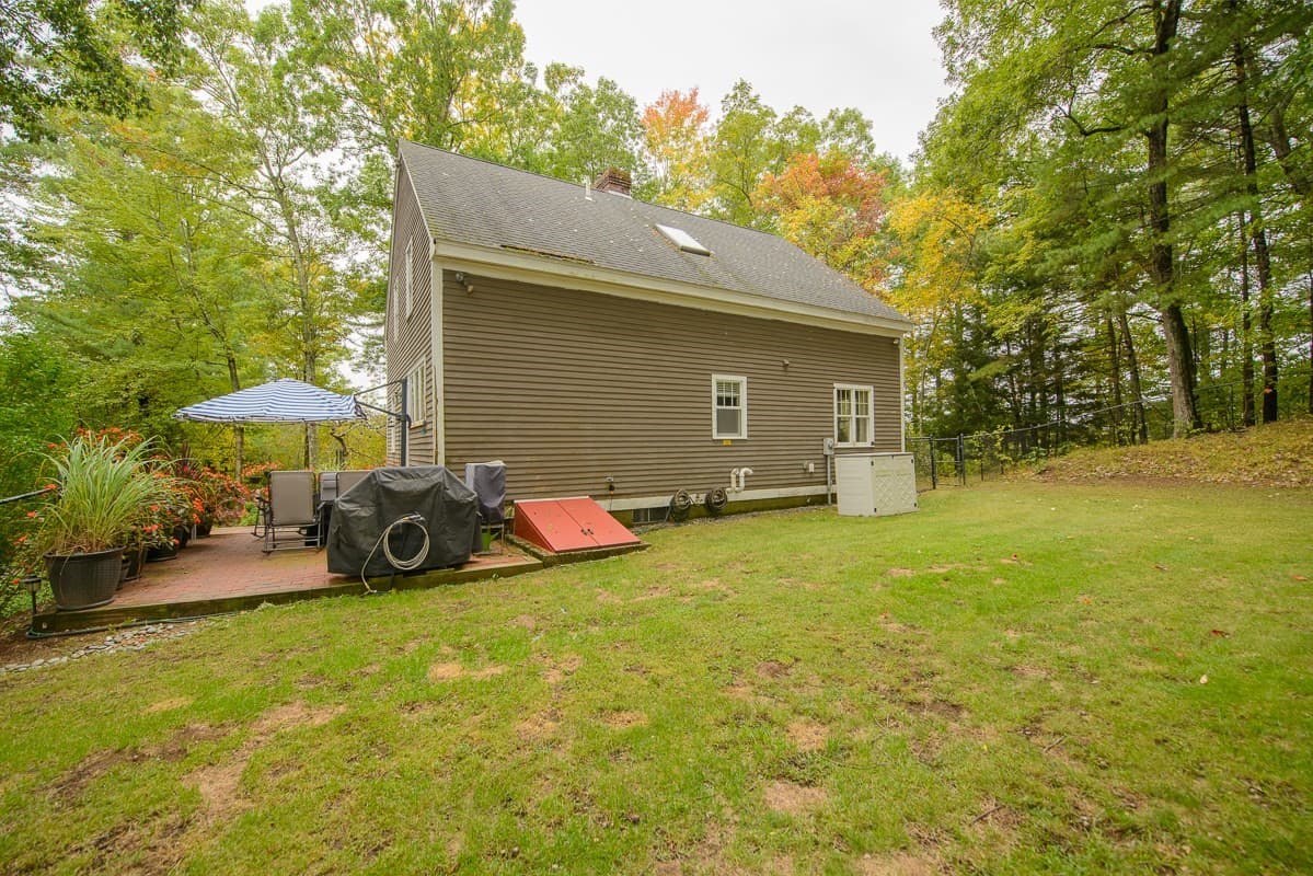 Single Family Residence at 79 Hollis St, Dunstable MA 01827, Dunstable, photo 29 of 41