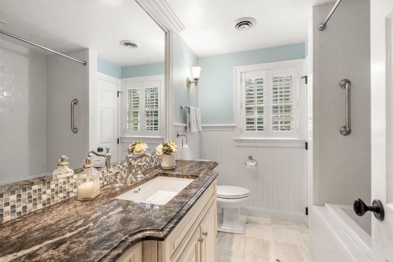 Single Family Residence at 674 South Street, Shrewsbury MA 01545, Shrewsbury, photo 20 of 42