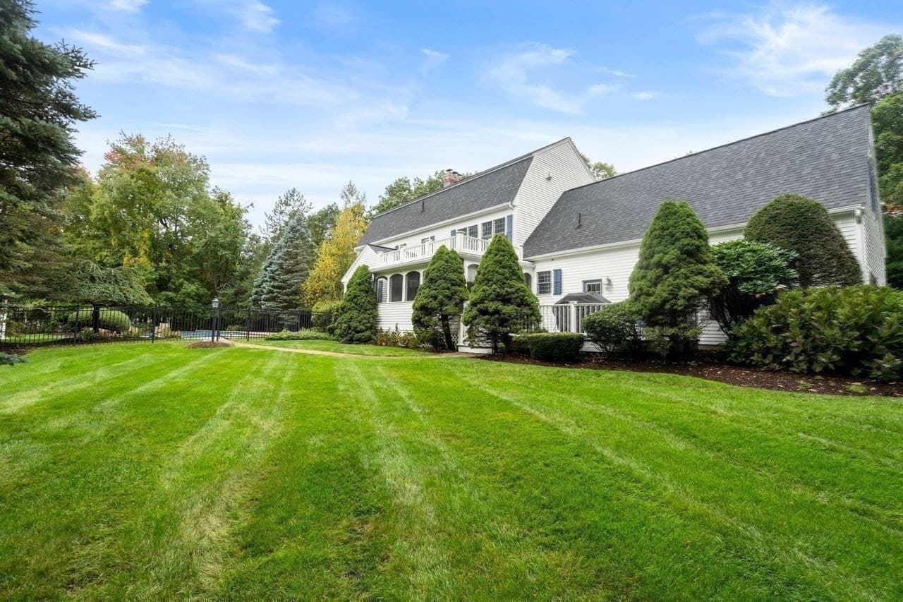 Single Family Residence at 674 South Street, Shrewsbury MA 01545, Shrewsbury, photo 38 of 42
