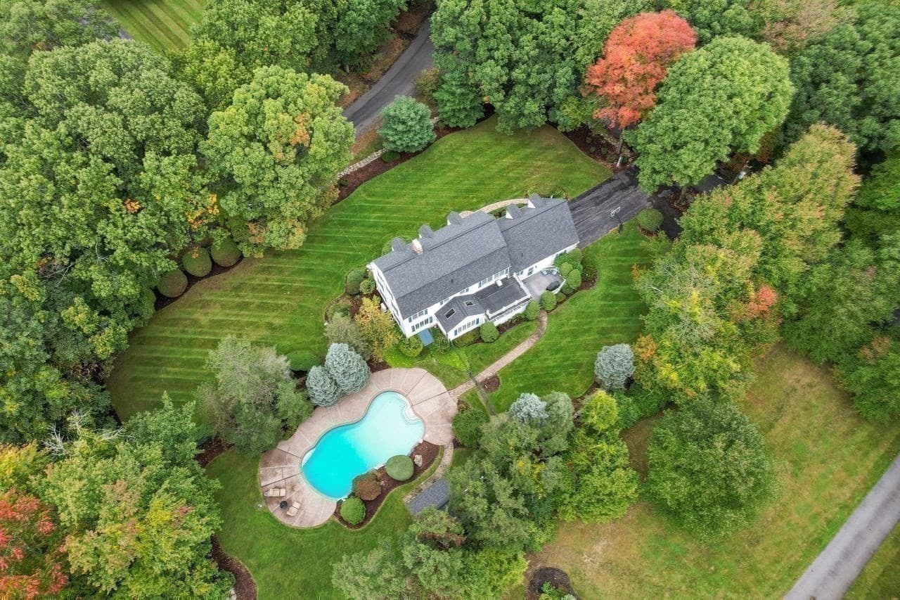 Single Family Residence at 674 South Street, Shrewsbury MA 01545, Shrewsbury, photo 41 of 42