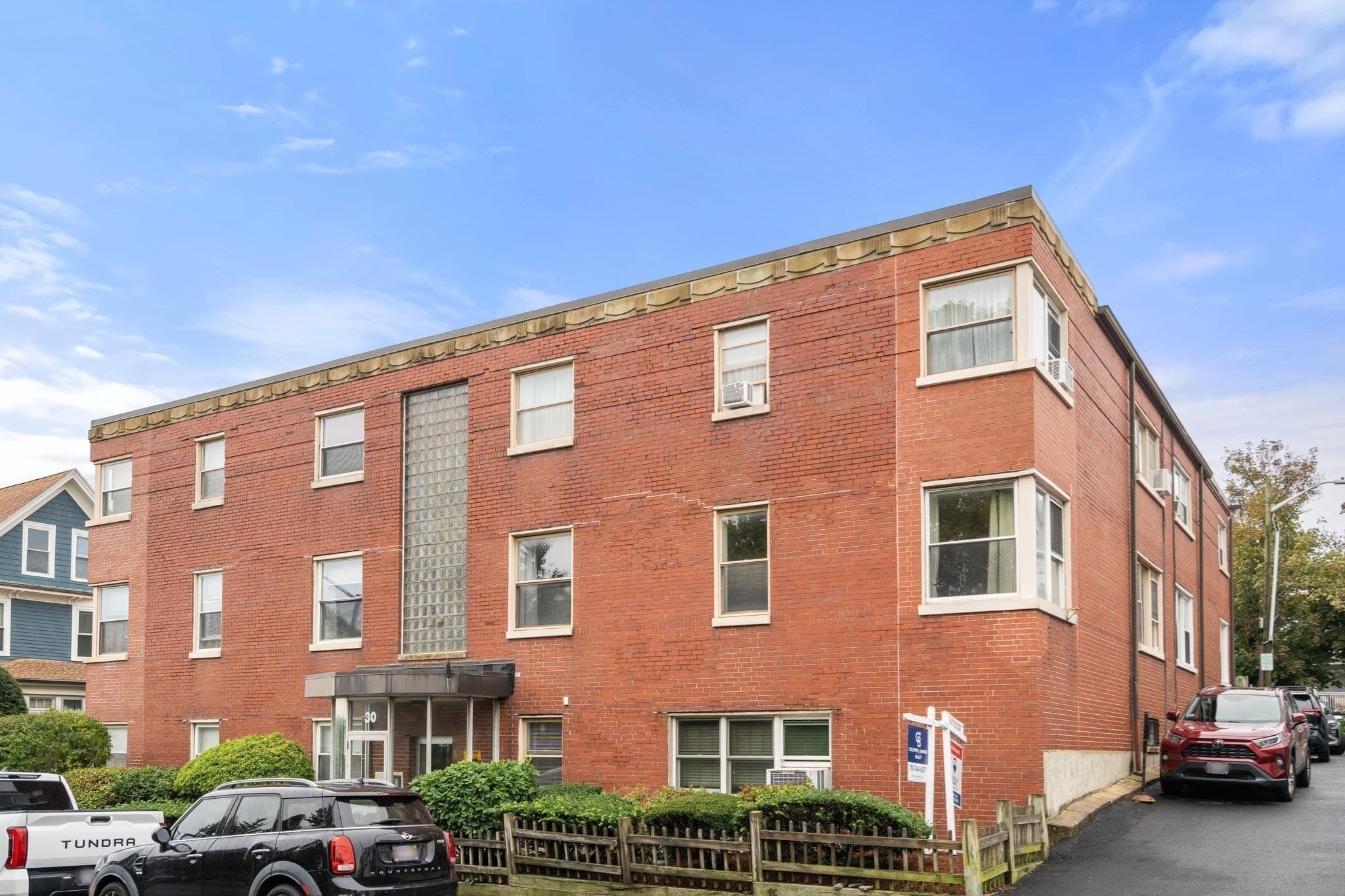 Condominium at 30 Ocean Street # 4, Lynn MA 01902, Lynn, photo 27 of 34