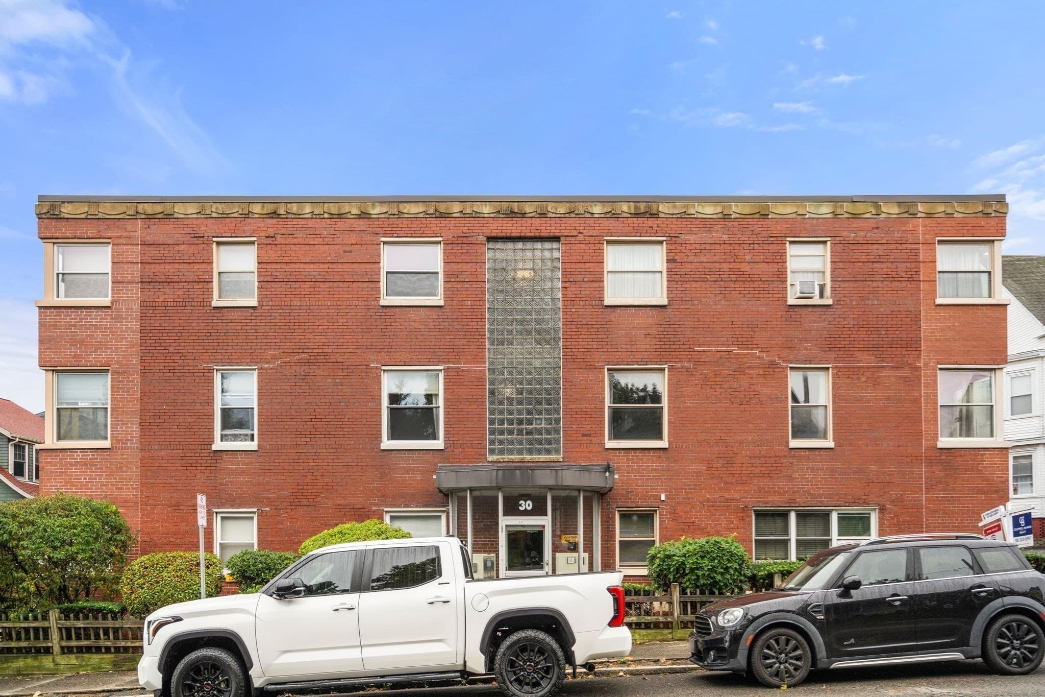 Condominium at 30 Ocean Street # 4, Lynn MA 01902, Lynn, photo 28 of 34