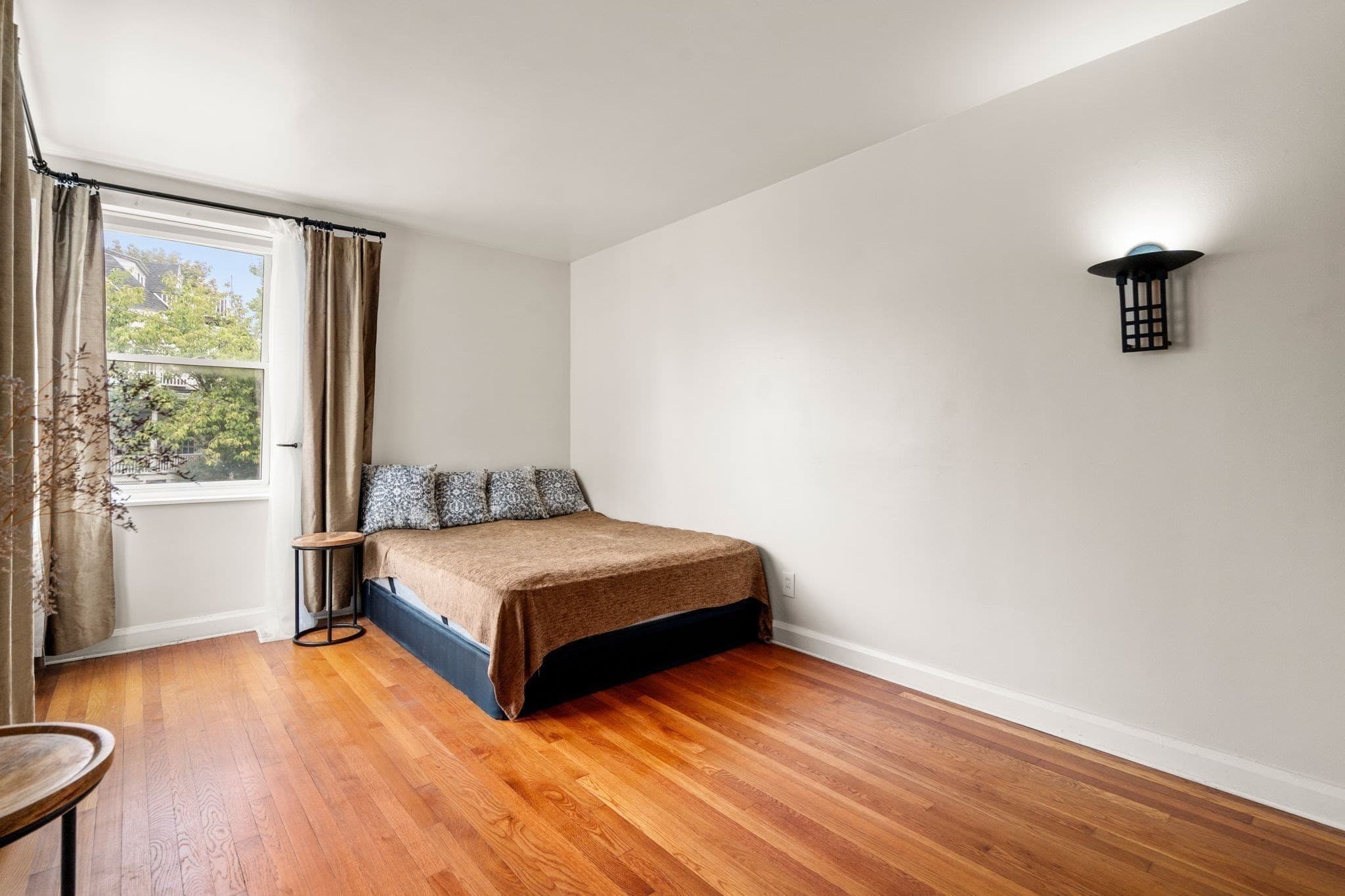 Condominium at 30 Ocean Street # 4, Lynn MA 01902, Lynn, photo 19 of 34