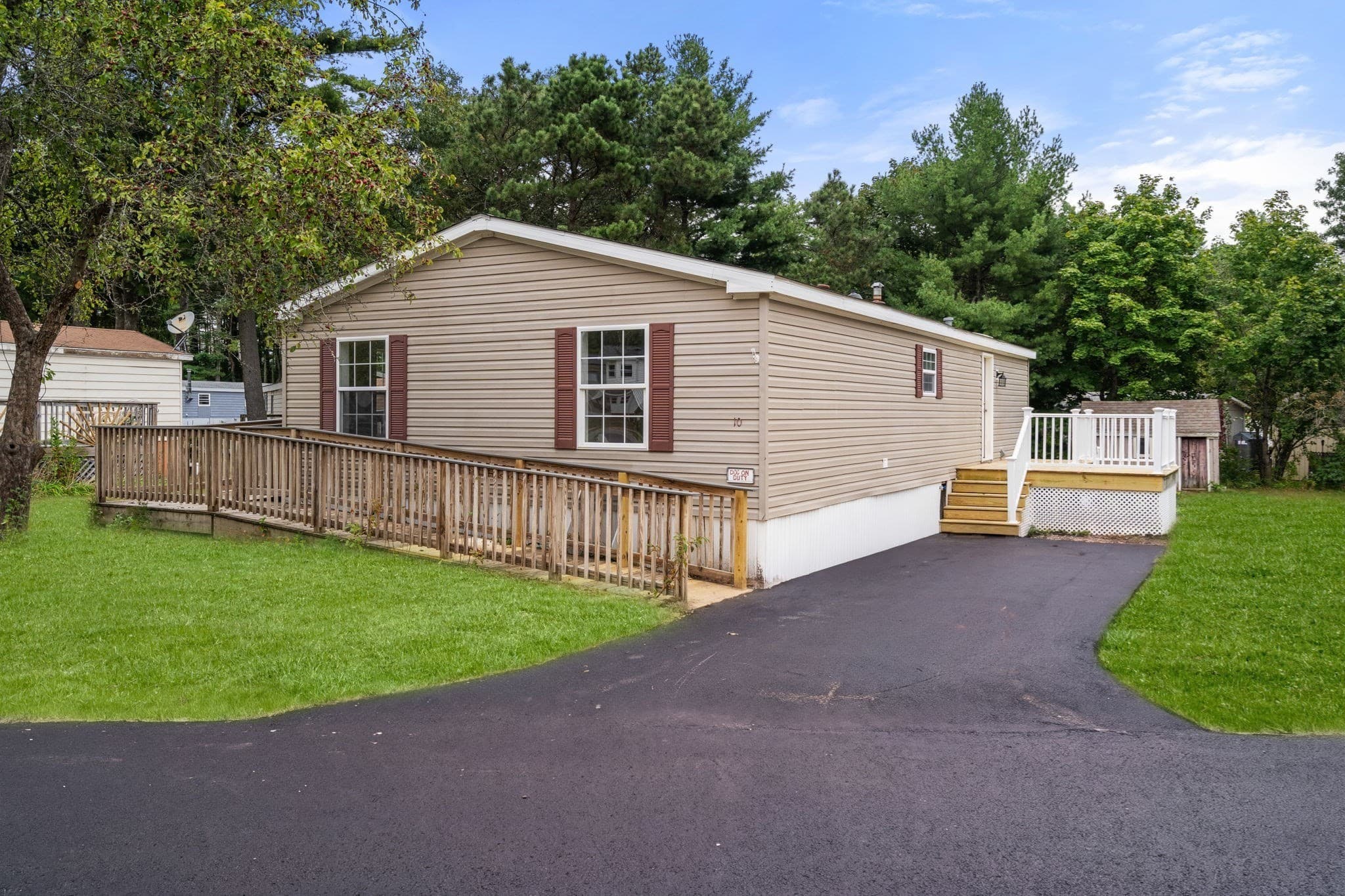10 Marks Way, Carver MA 02330