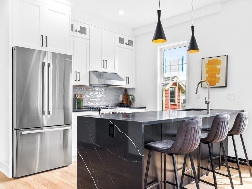 Condominium at 14 Carlton St # C, Somerville MA 02143, Somerville, photo 5 of 30