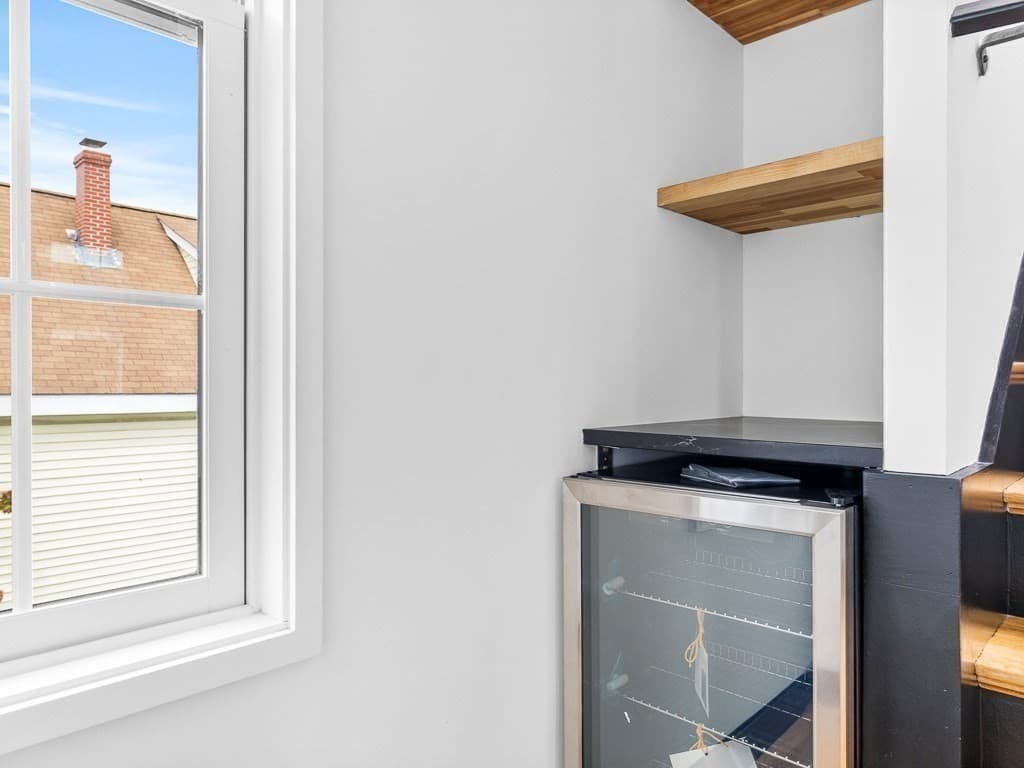 Condominium at 14 Carlton St # C, Somerville MA 02143, Somerville, photo 21 of 30