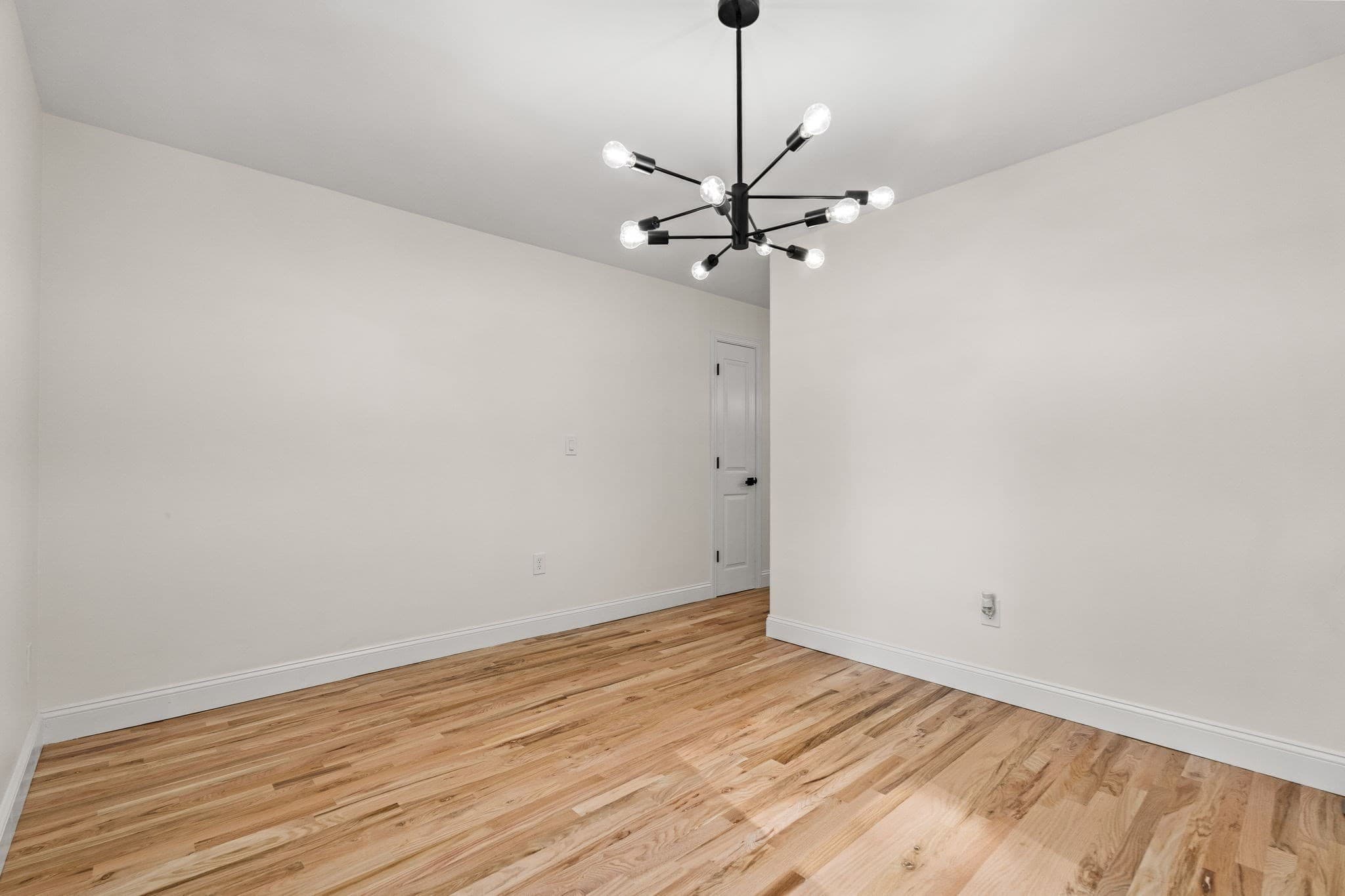 Single Family Residence at 17 Ferry Rd, Methuen MA 01844, Methuen, photo 17 of 42
