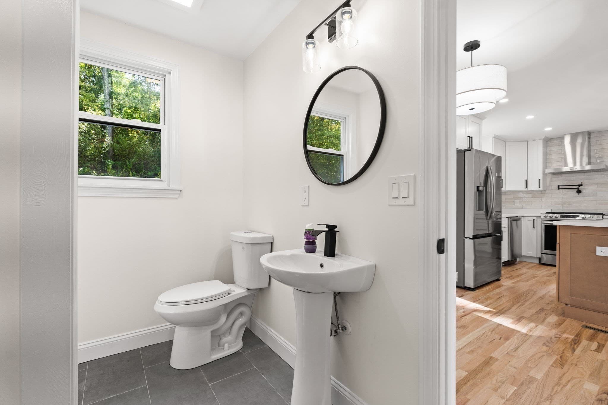 Single Family Residence at 17 Ferry Rd, Methuen MA 01844, Methuen, photo 14 of 42