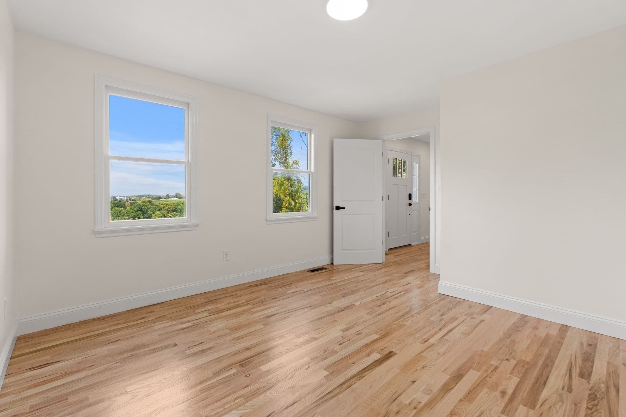 Single Family Residence at 17 Ferry Rd, Methuen MA 01844, Methuen, photo 18 of 42