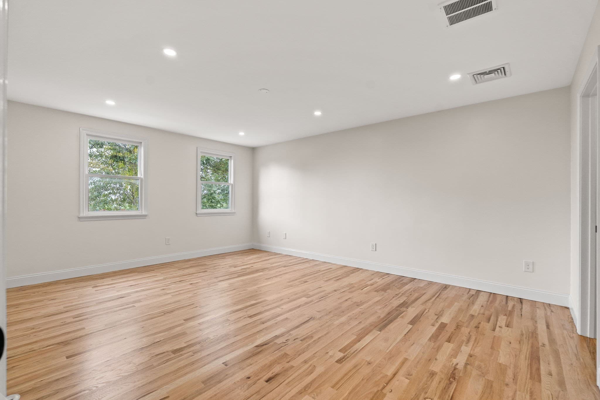Single Family Residence at 17 Ferry Rd, Methuen MA 01844, Methuen, photo 25 of 42