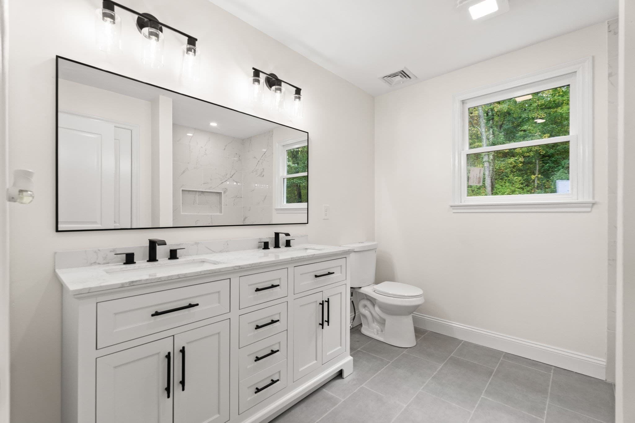 Single Family Residence at 17 Ferry Rd, Methuen MA 01844, Methuen, photo 21 of 42