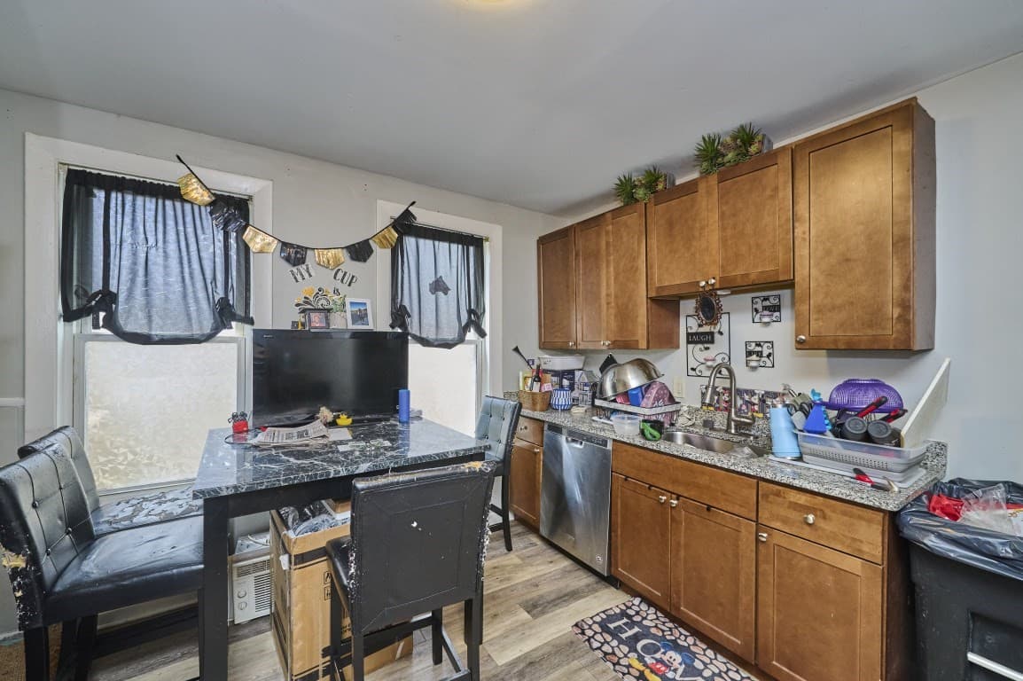 3 Family at 45 Monsignor Patrick J Lydon Way, Boston MA 02124, Boston, photo 7 of 42