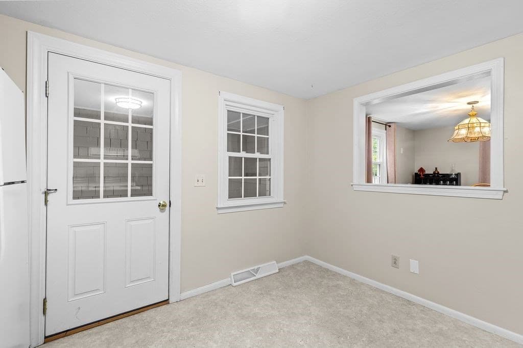 Single Family Residence at 15 October Lane, Plymouth MA 02360, Plymouth, photo 8 of 36