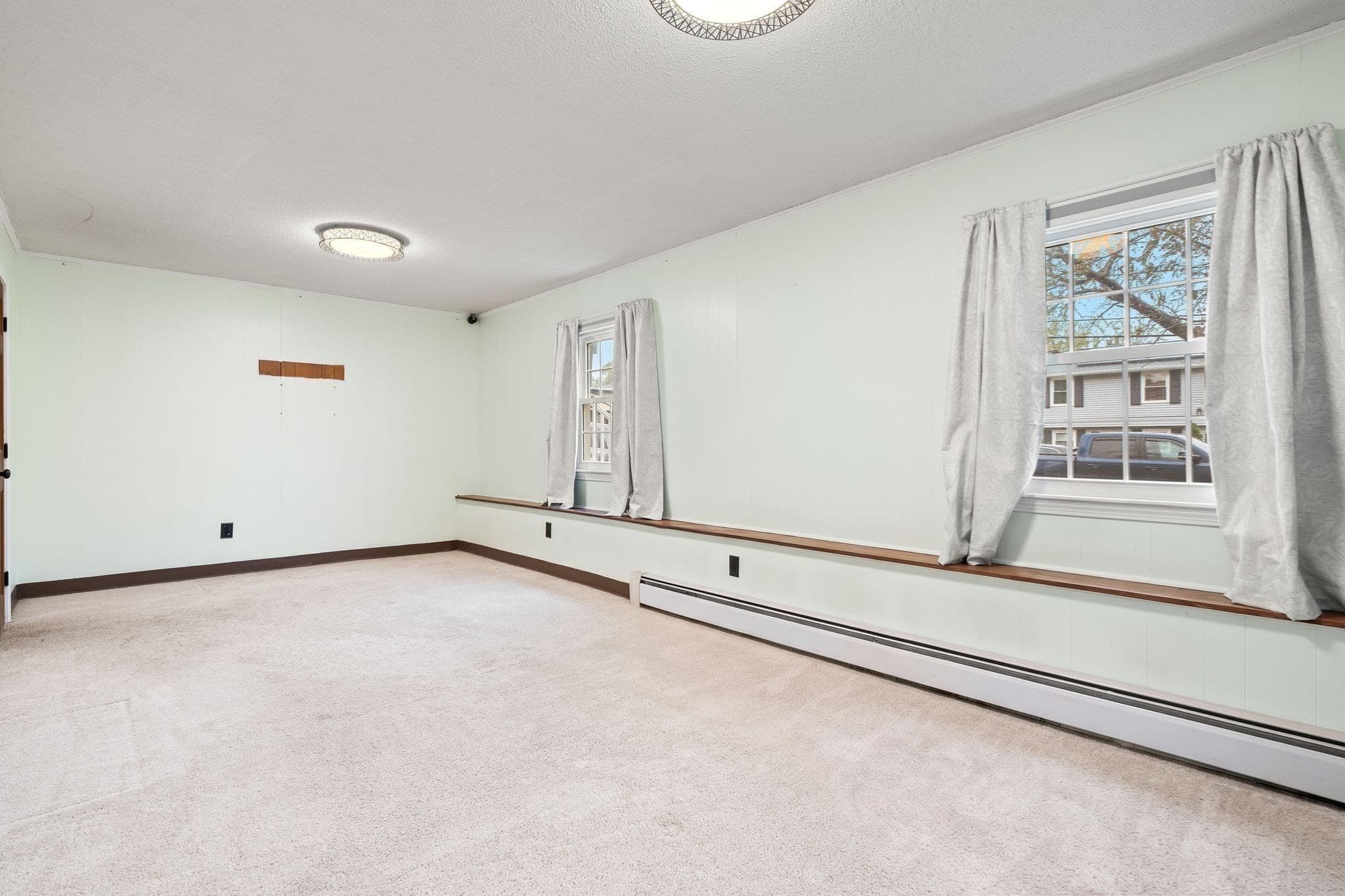 Single Family Residence at 22 Crestshire Drive, Lawrence MA 01843, Lawrence, photo 27 of 34