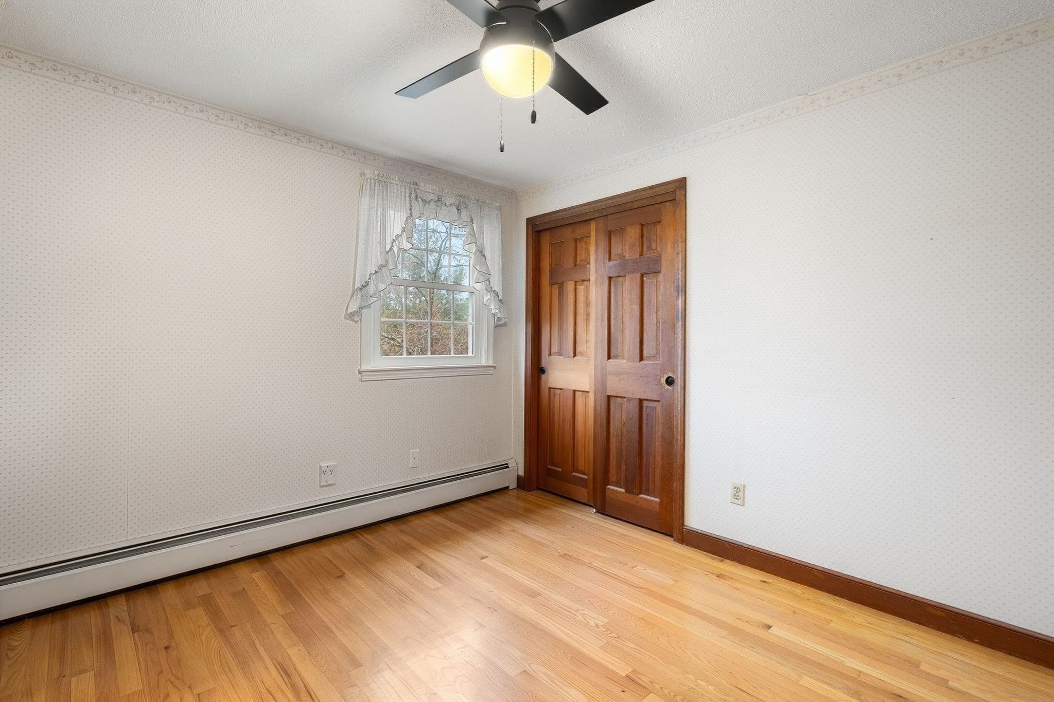Single Family Residence at 22 Crestshire Drive, Lawrence MA 01843, Lawrence, photo 19 of 34